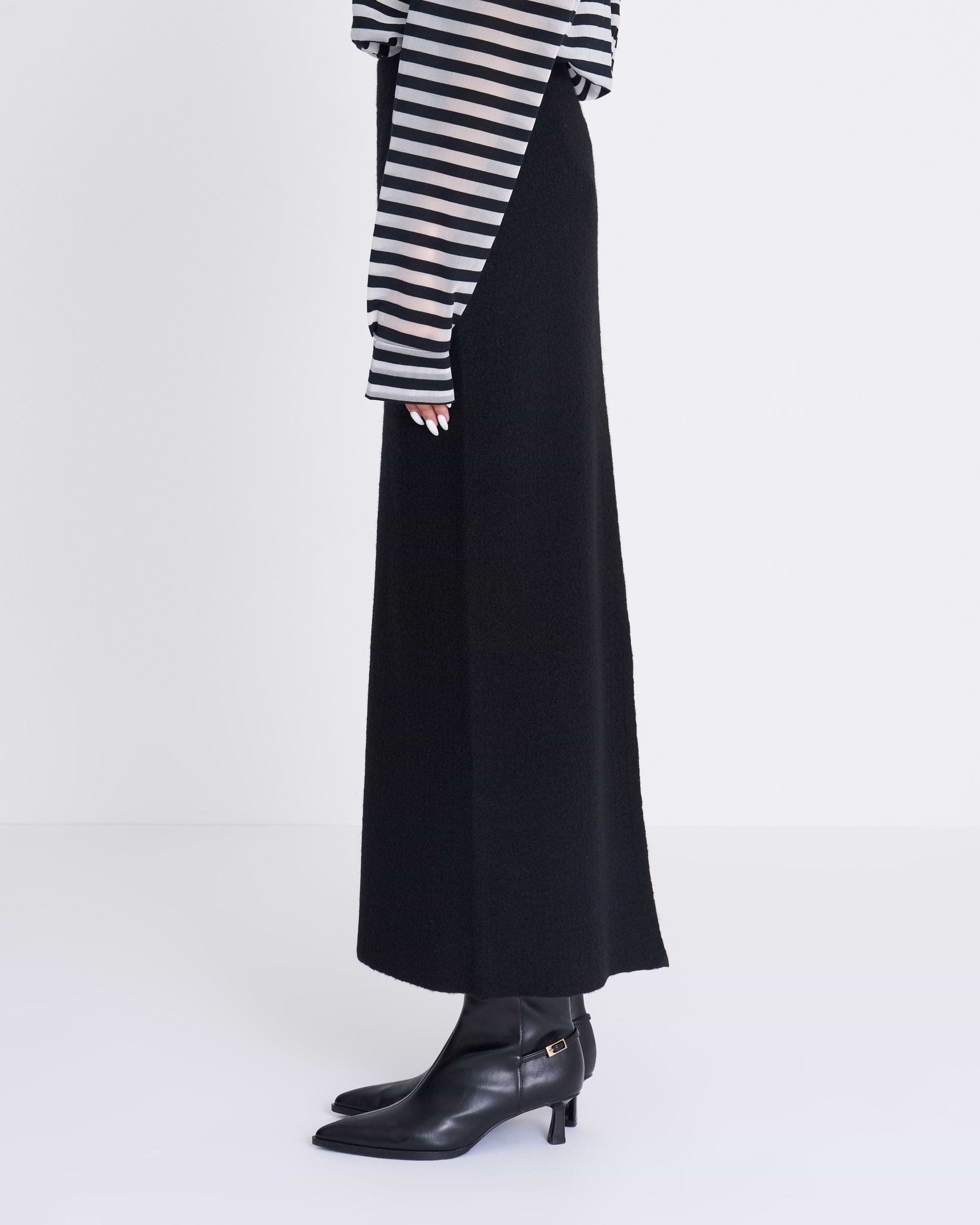 KANAKO SAKAI】ブークレニットスカート ブラック・レッド | 日本製