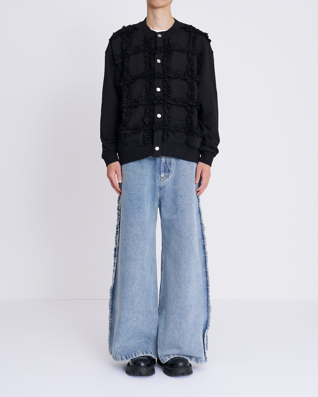 着用サイズM／身長175cm