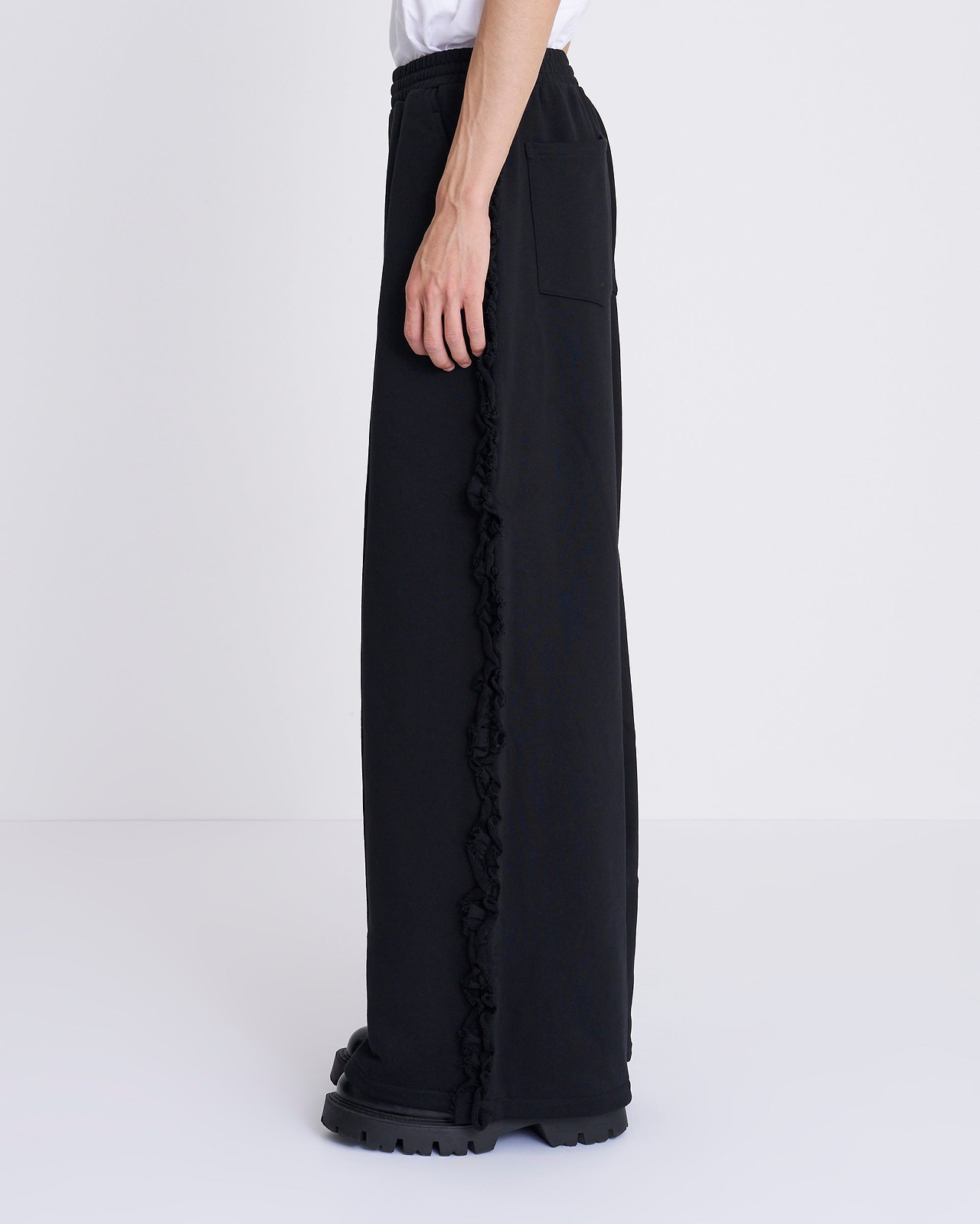 【25AW】フリルスウェットパンツ