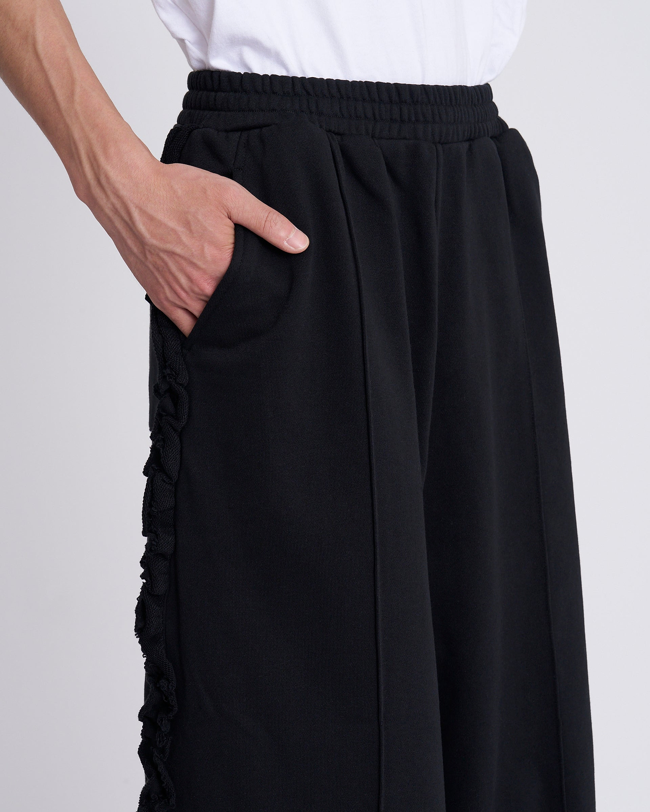 【25AW】フリルスウェットパンツ