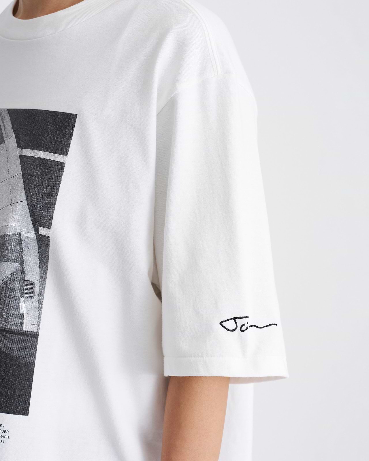 【25AW】ジャイ・タンジュ "FRENCH MAN AT THE BRICK" S/S Tシャツ