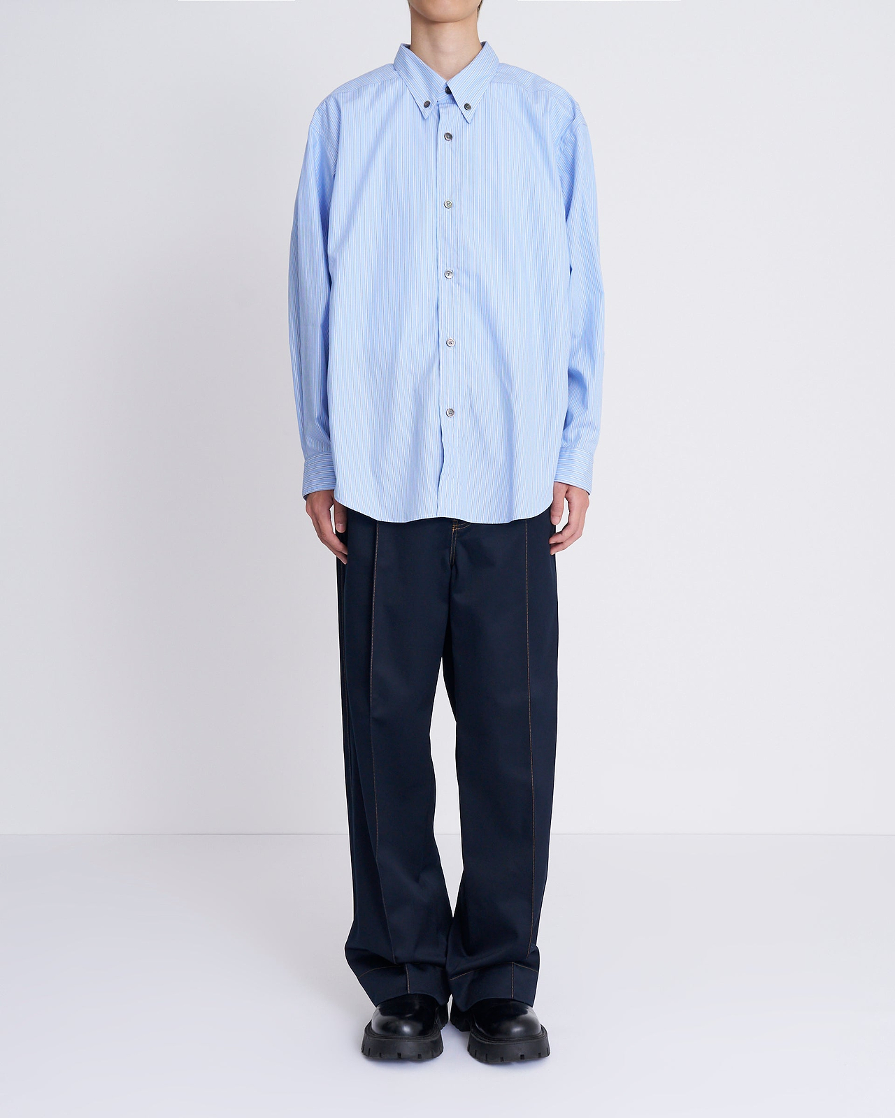 着用サイズM／身長175cm