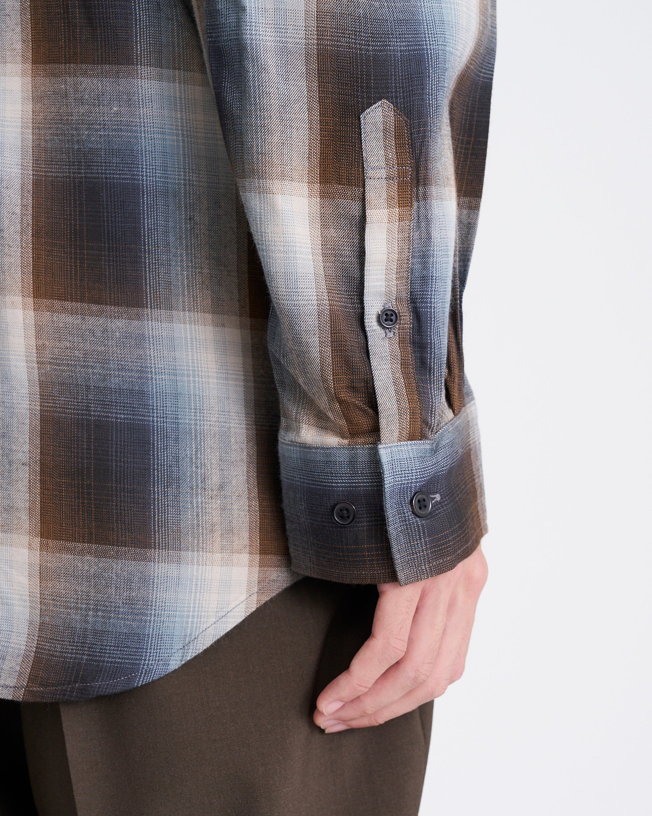【25AW】チェックエンブロイダリーシャツ