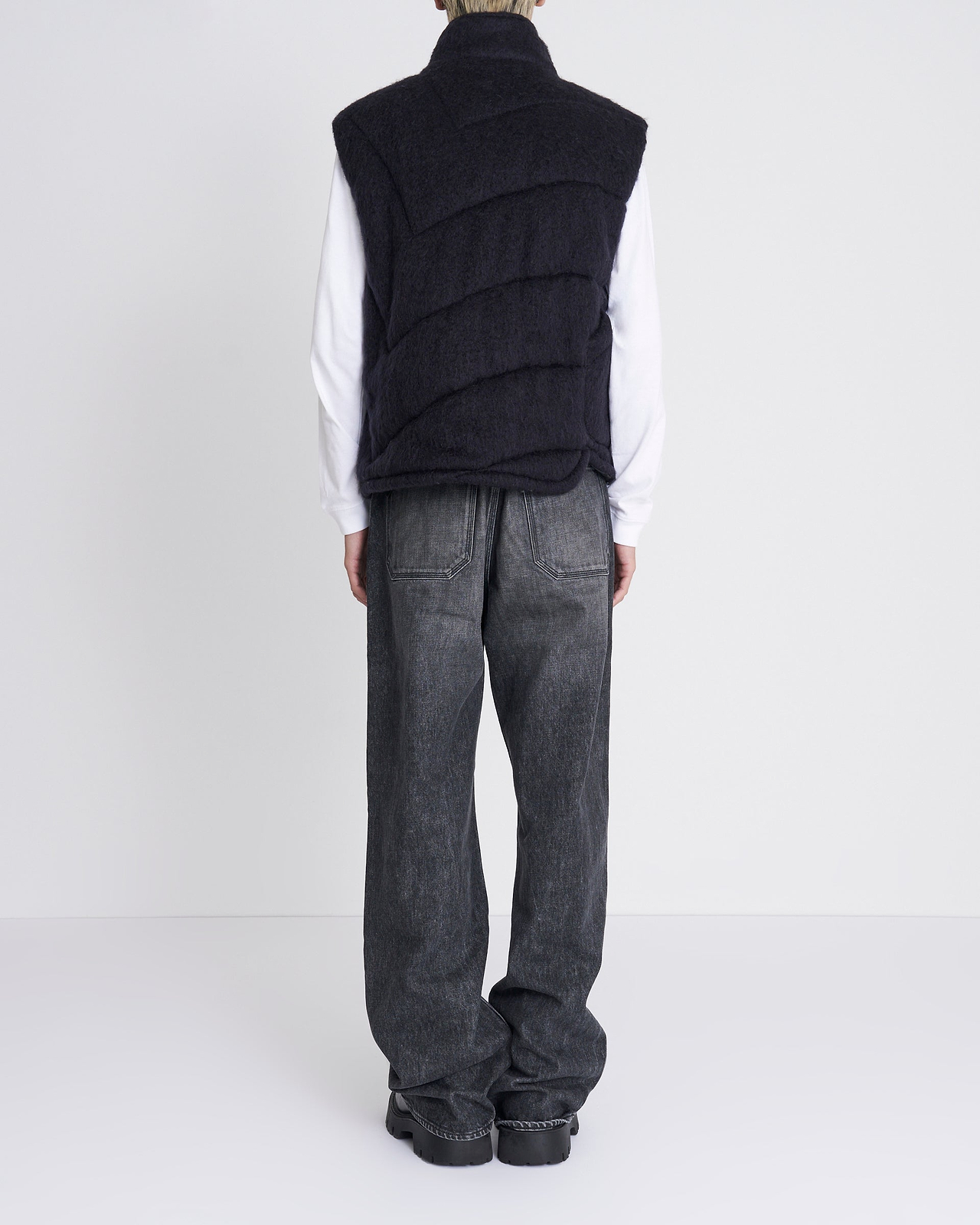 【25AW】シャギーツイストベスト