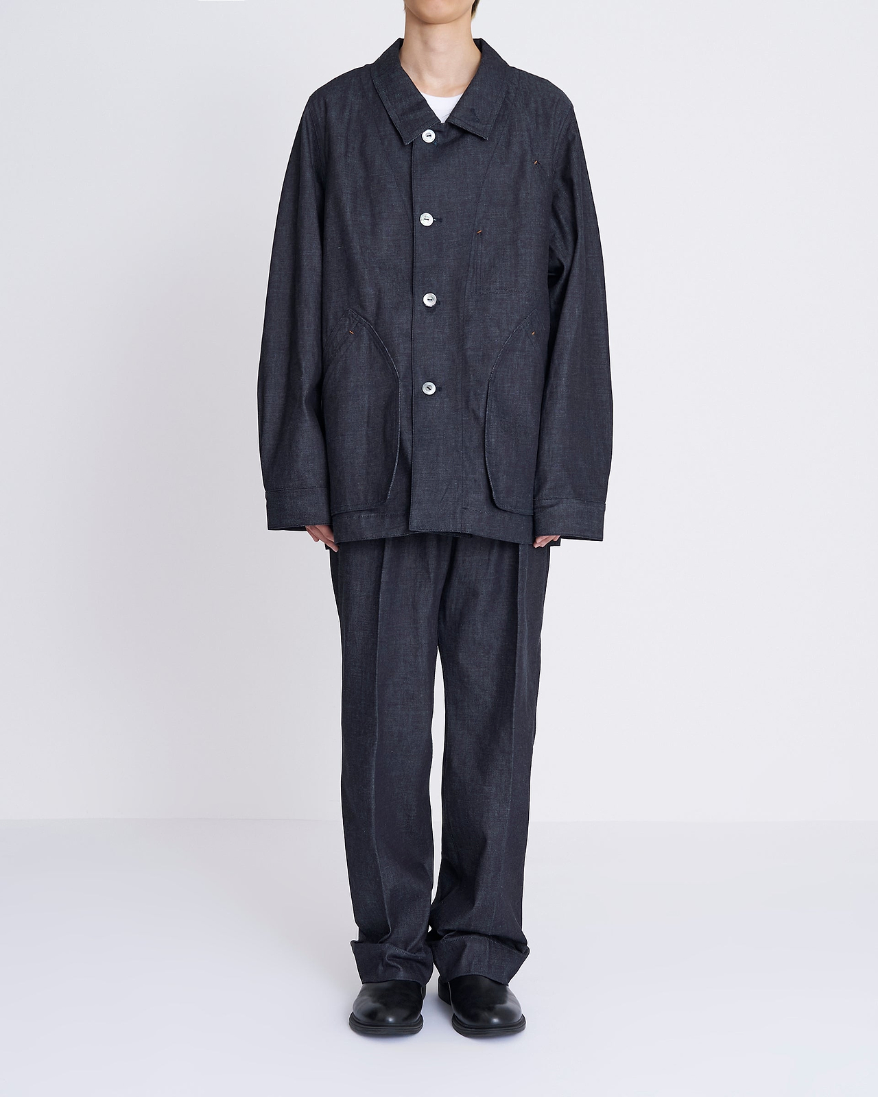 着用サイズ2／身長175cm
