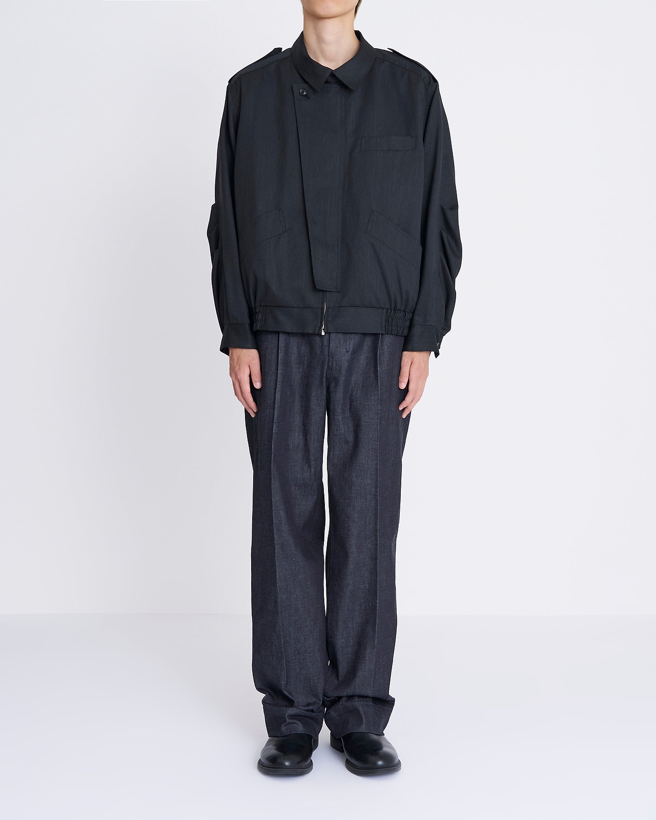 着用サイズ2／身長175cm