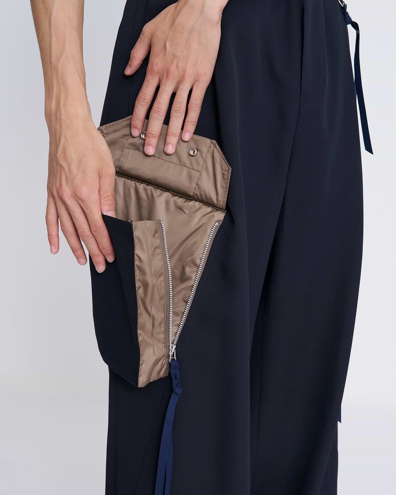 【25AW】コンバットスラックス