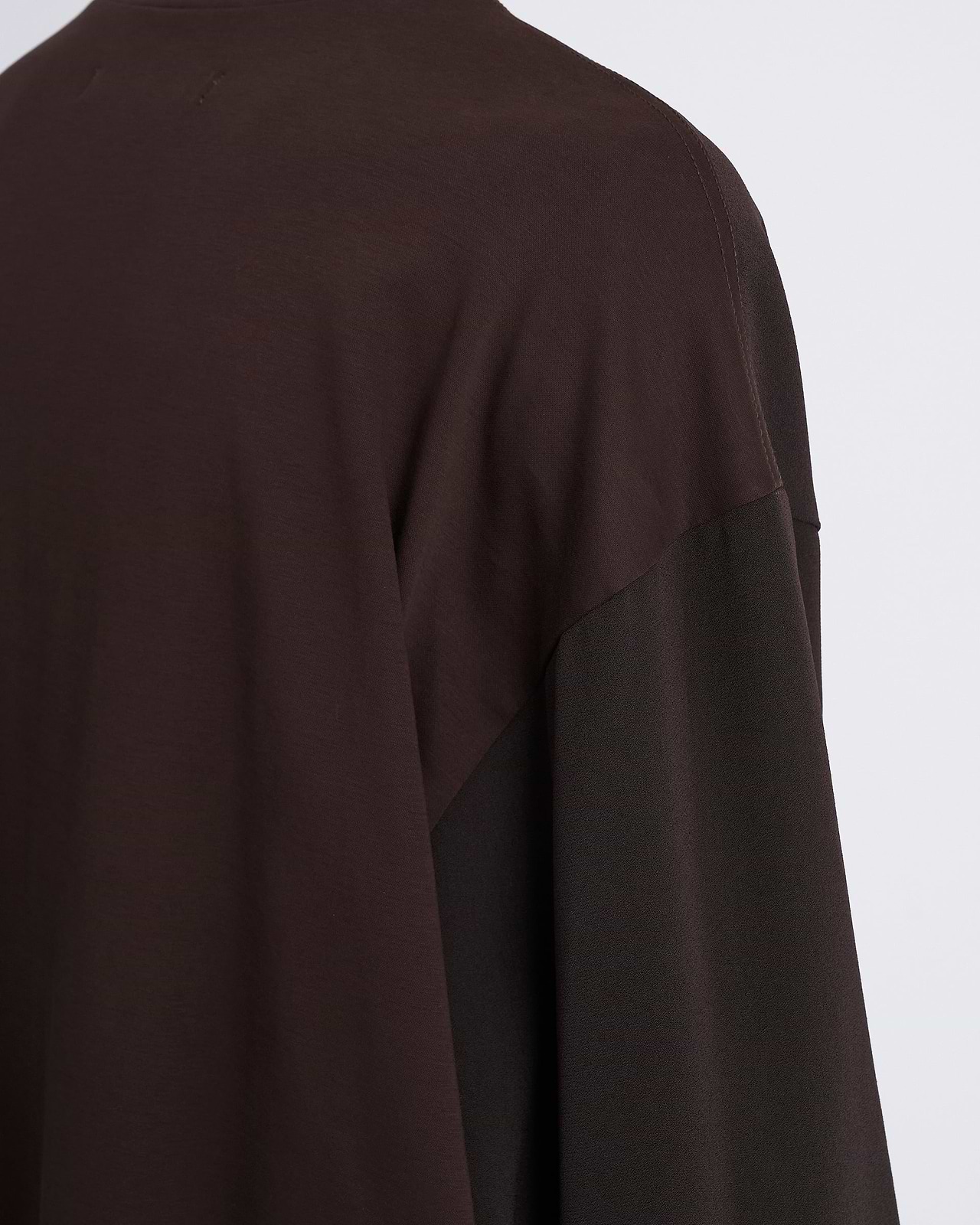 【25AW】ポケットロングスリーブプルオーバー
