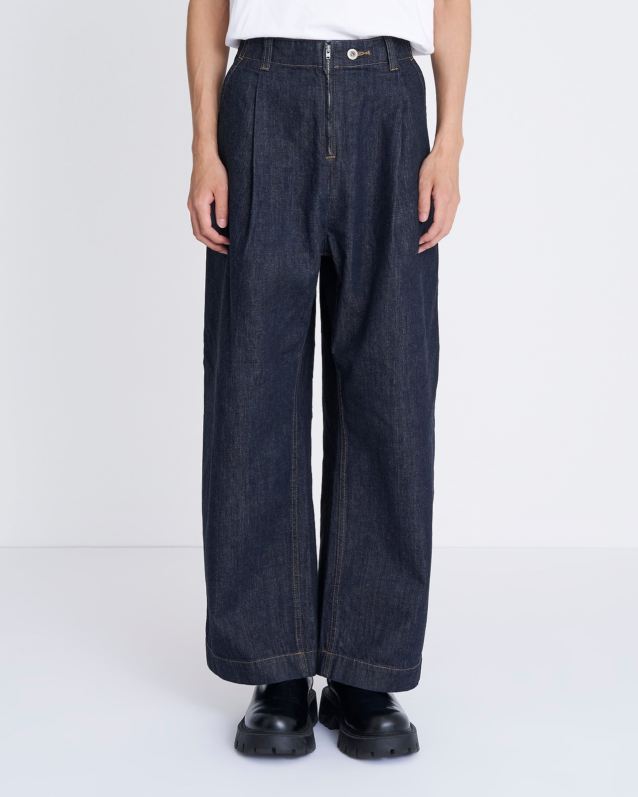 【25AW】ラディッシュデニムパンツ