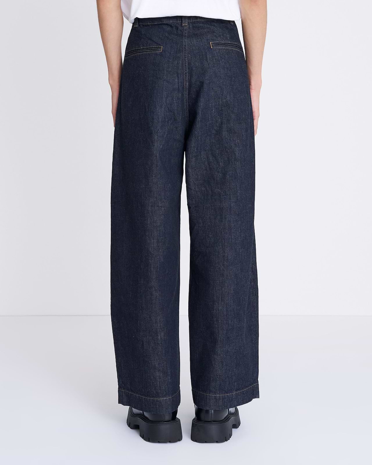 【25AW】ラディッシュデニムパンツ
