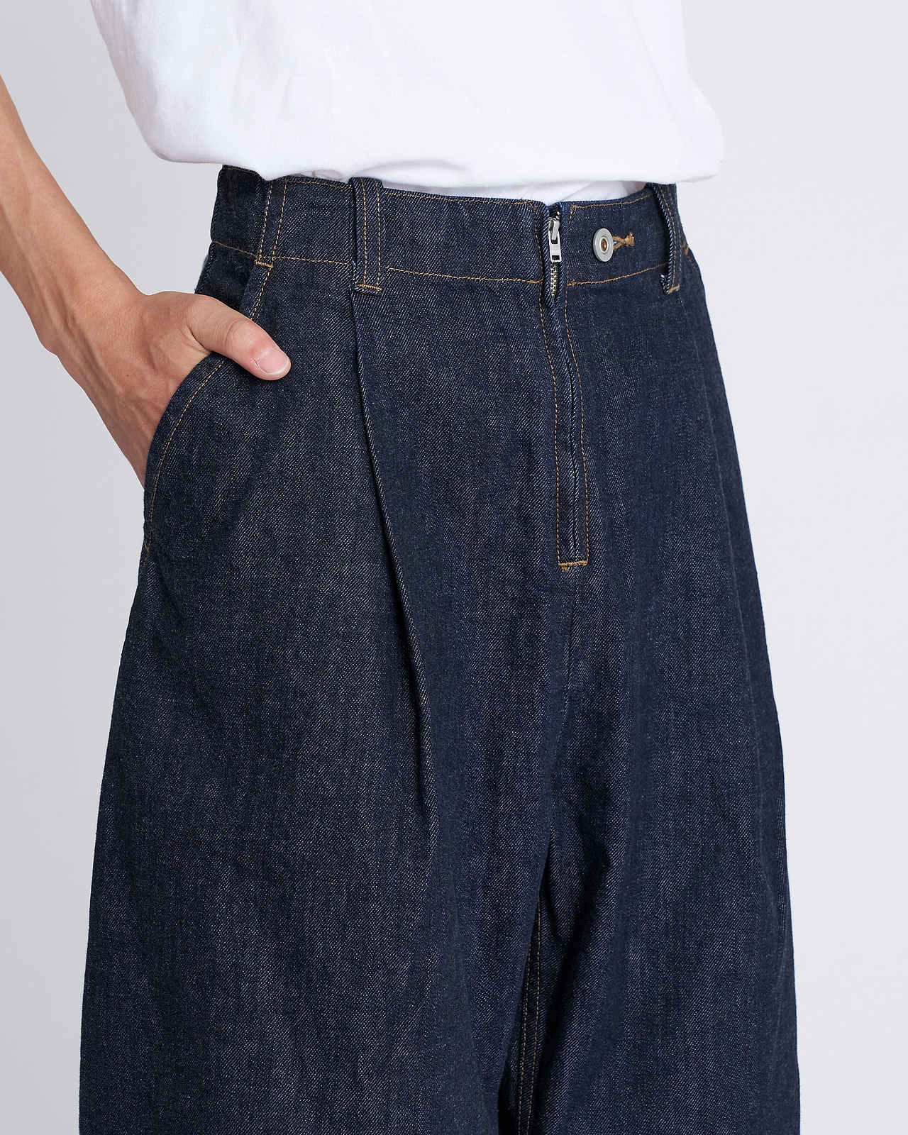 【25AW】ラディッシュデニムパンツ