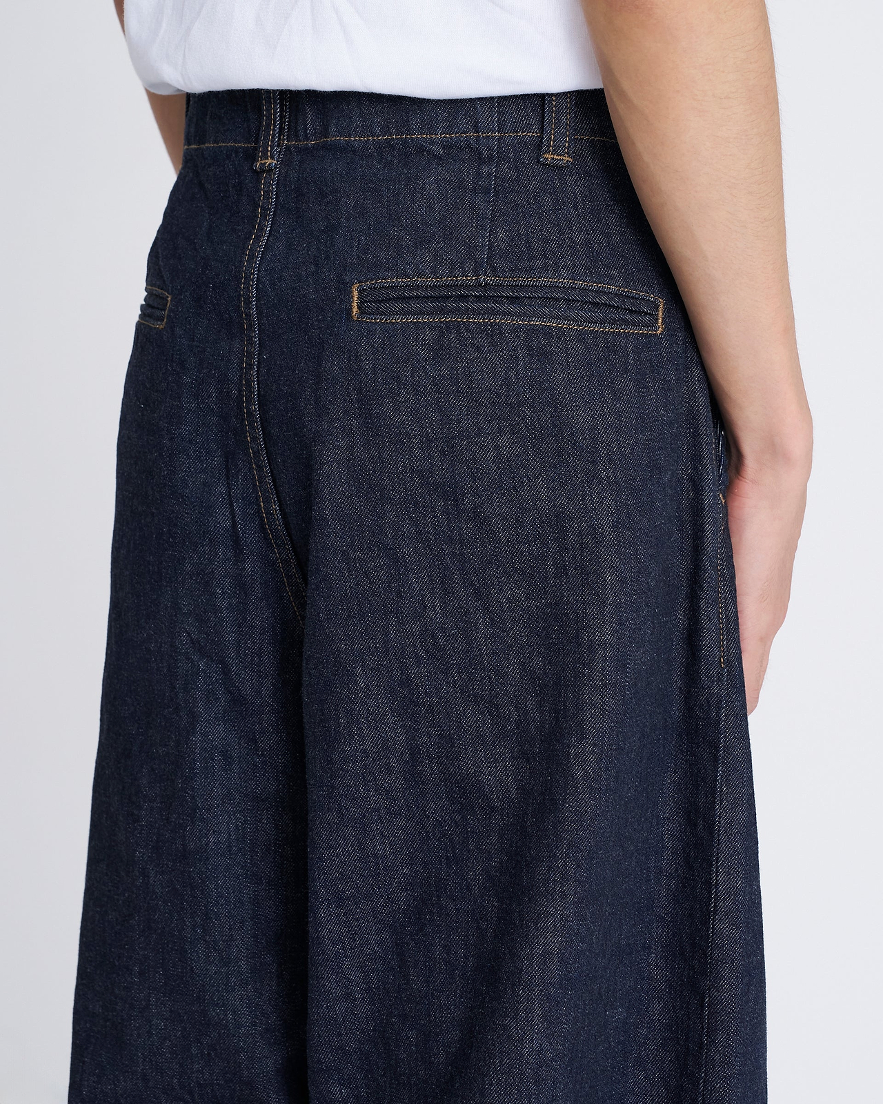 【25AW】ラディッシュデニムパンツ