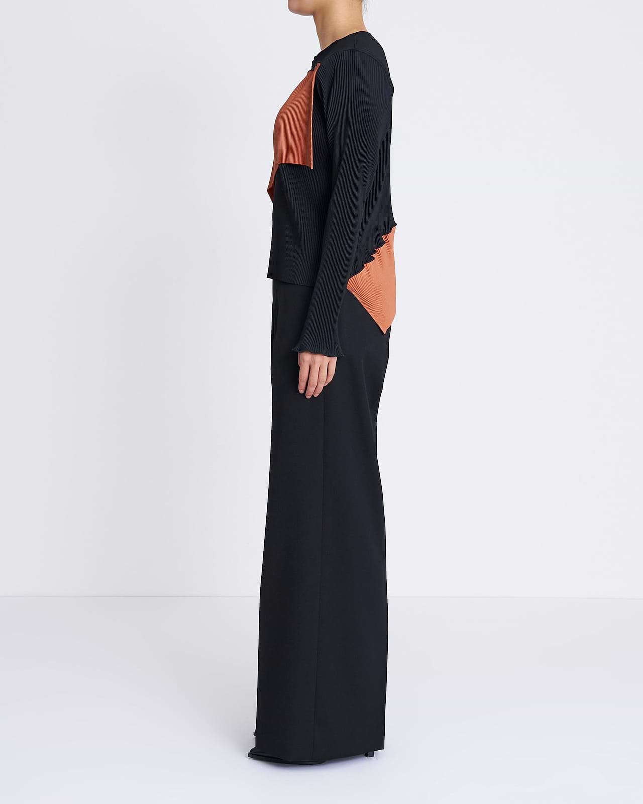 【25AW】スパイラルウェーブロングスリーブトップ