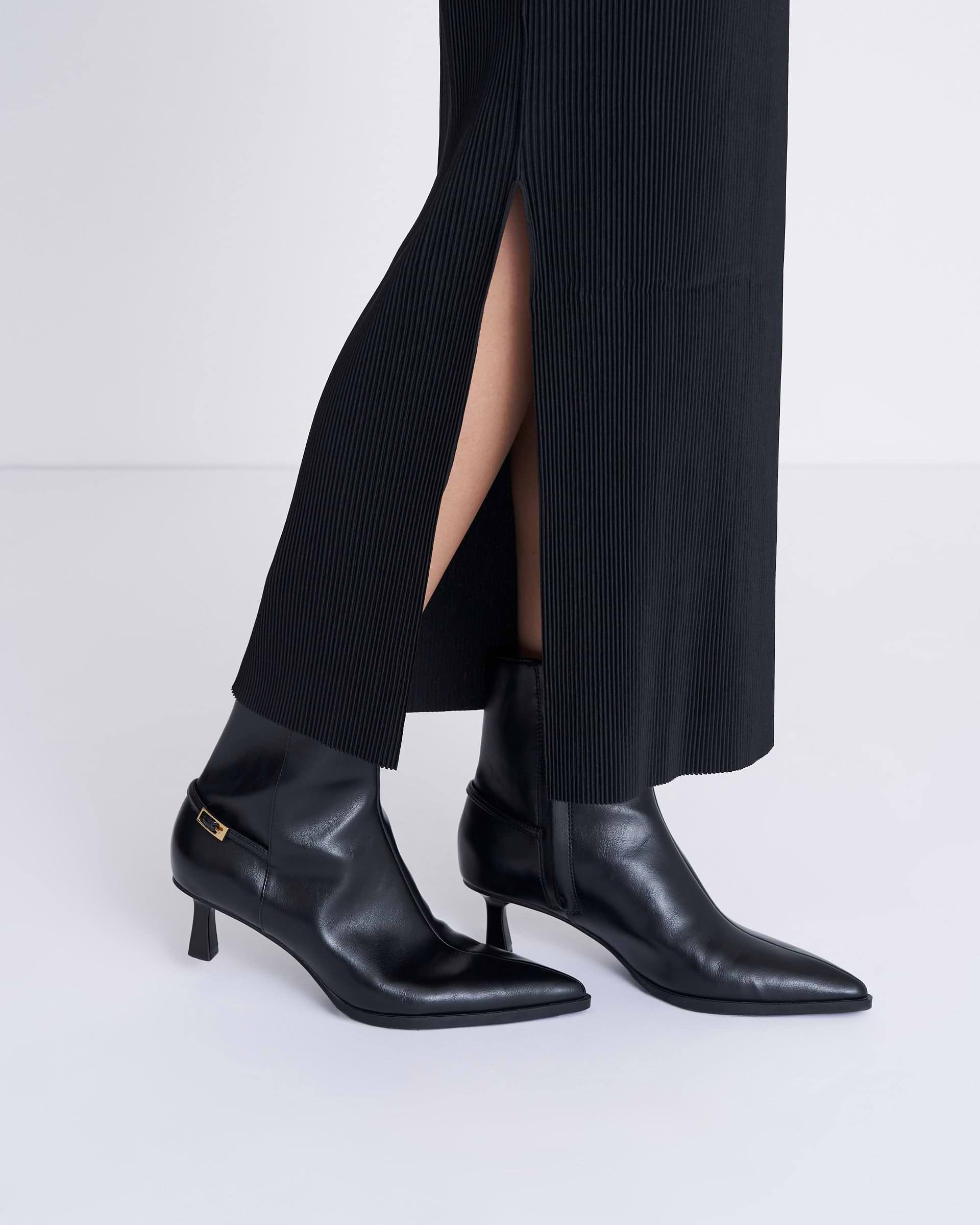 kotohayokozawa】スパイラルウェーブロングスリーブドレス（ハイネック