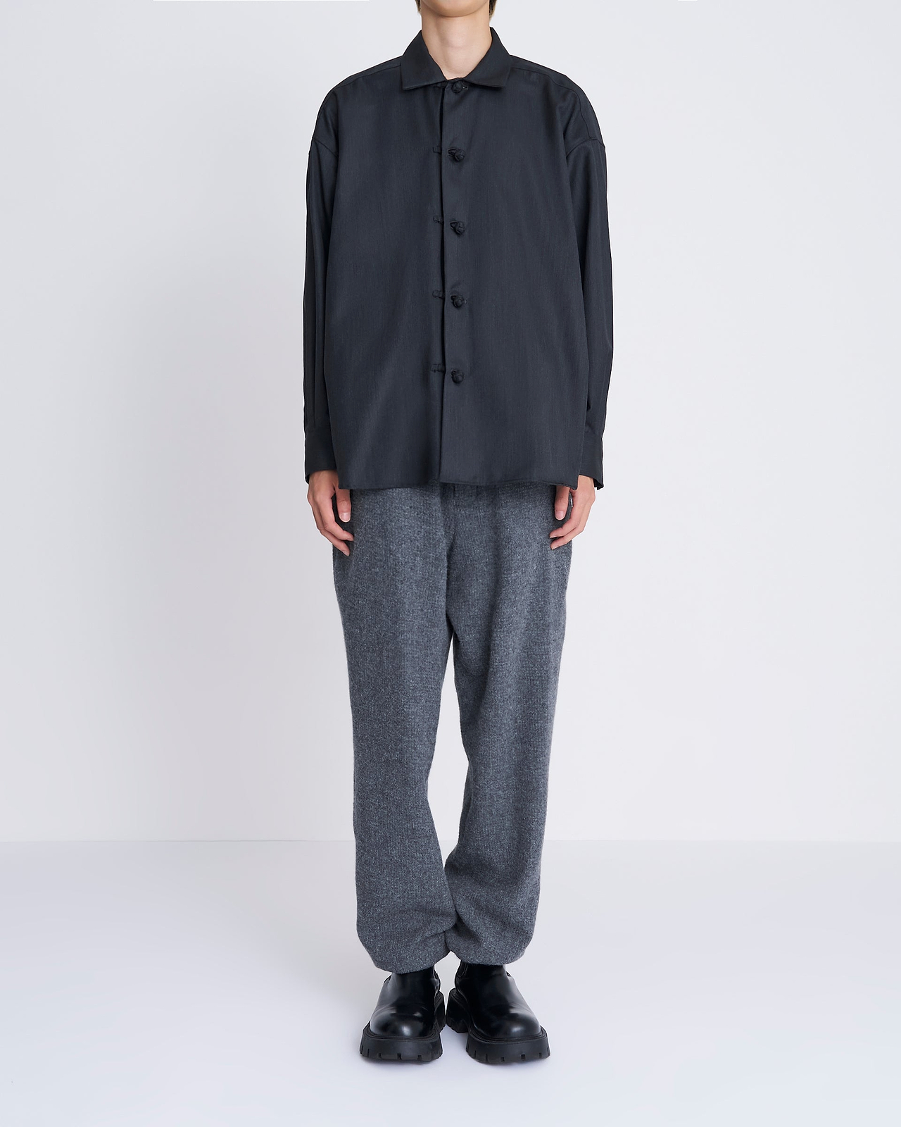 着用サイズ4／身長175cm