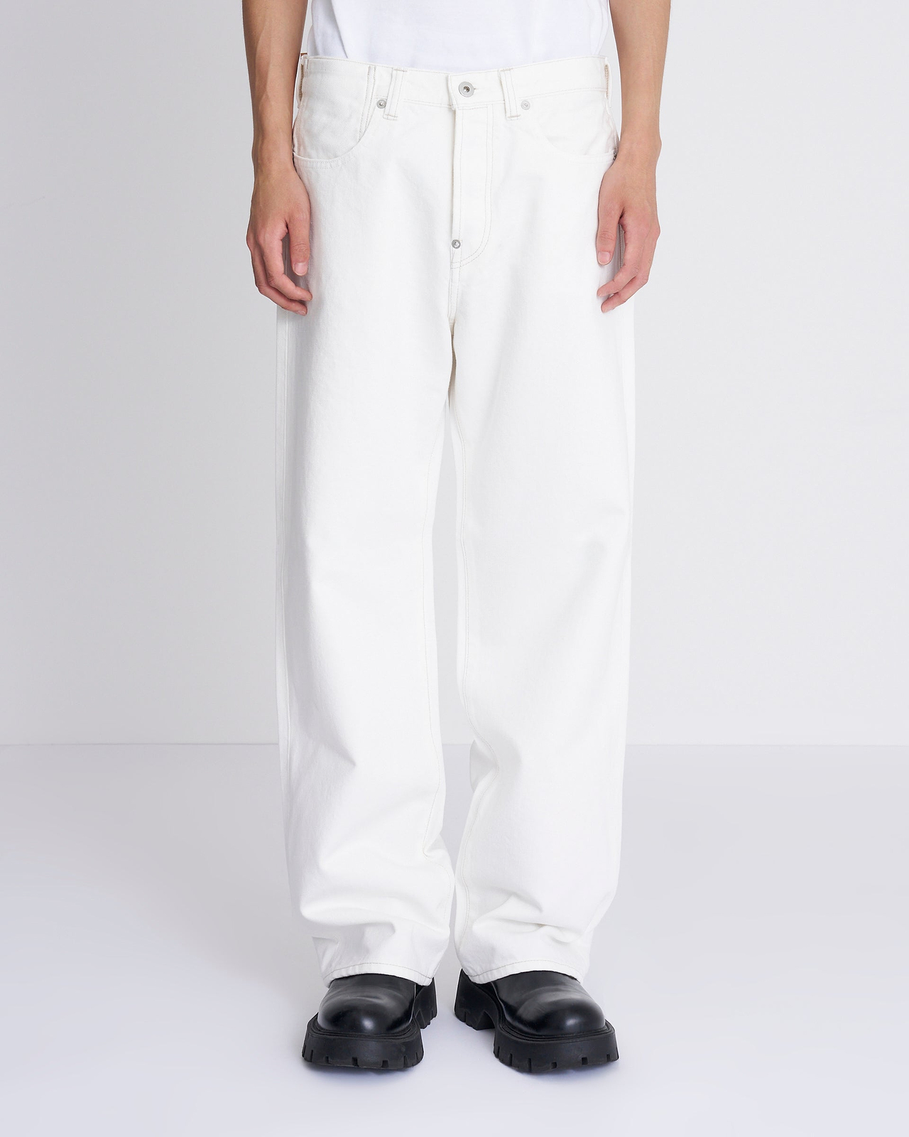 着用サイズM／身長175cm