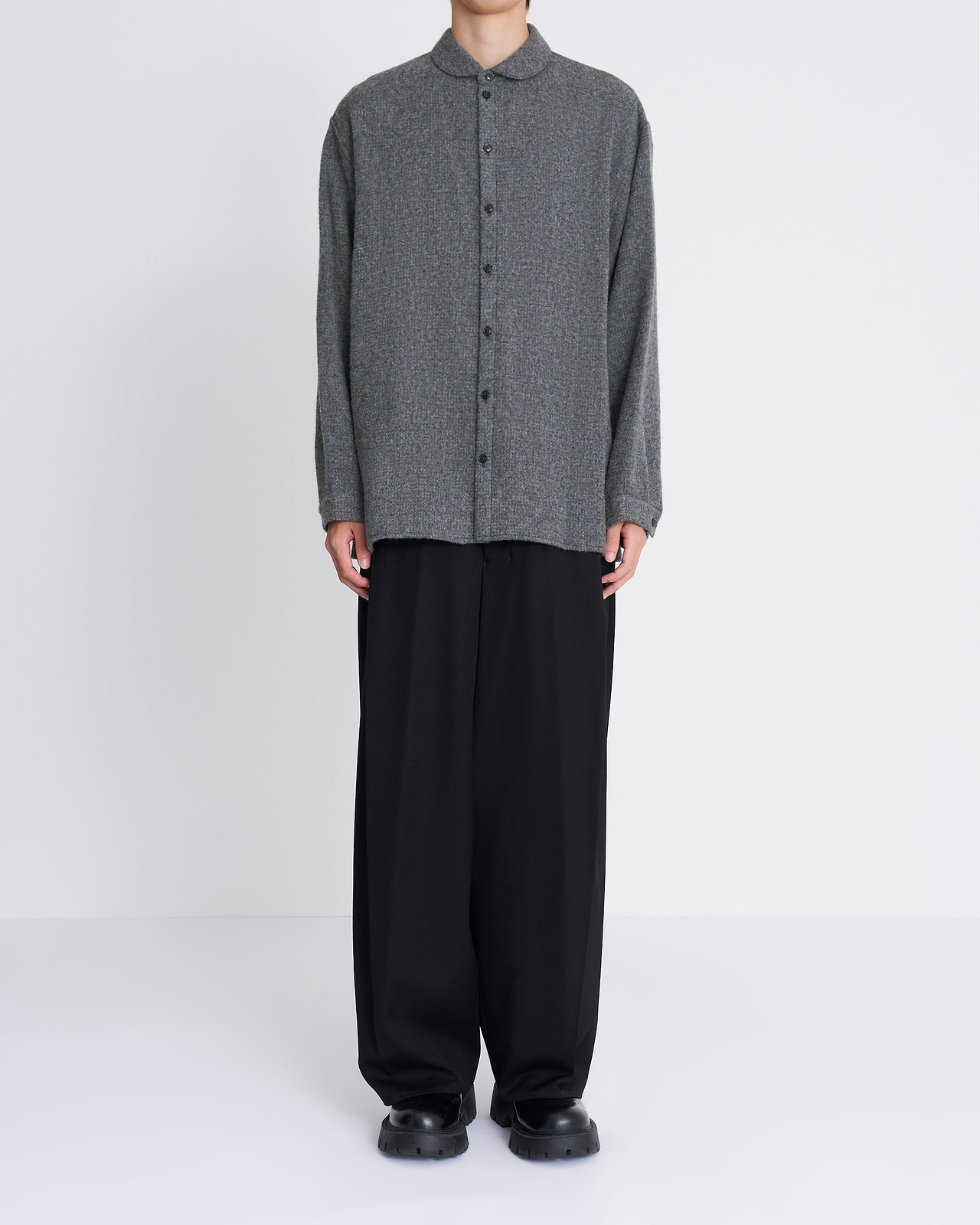 着用サイズ4／身長175cm