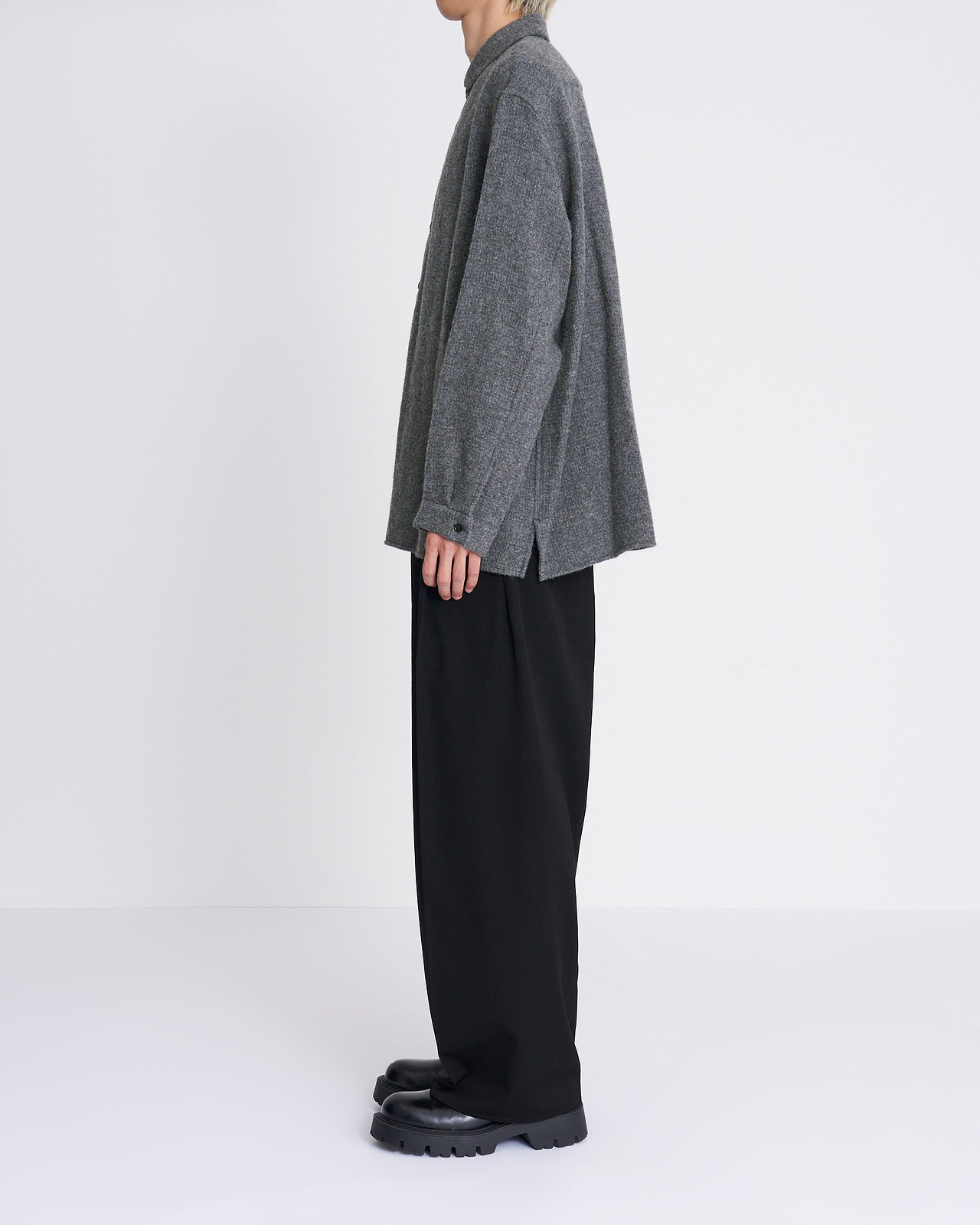 【25AW】オーバーサイズシャツラウンドカラー