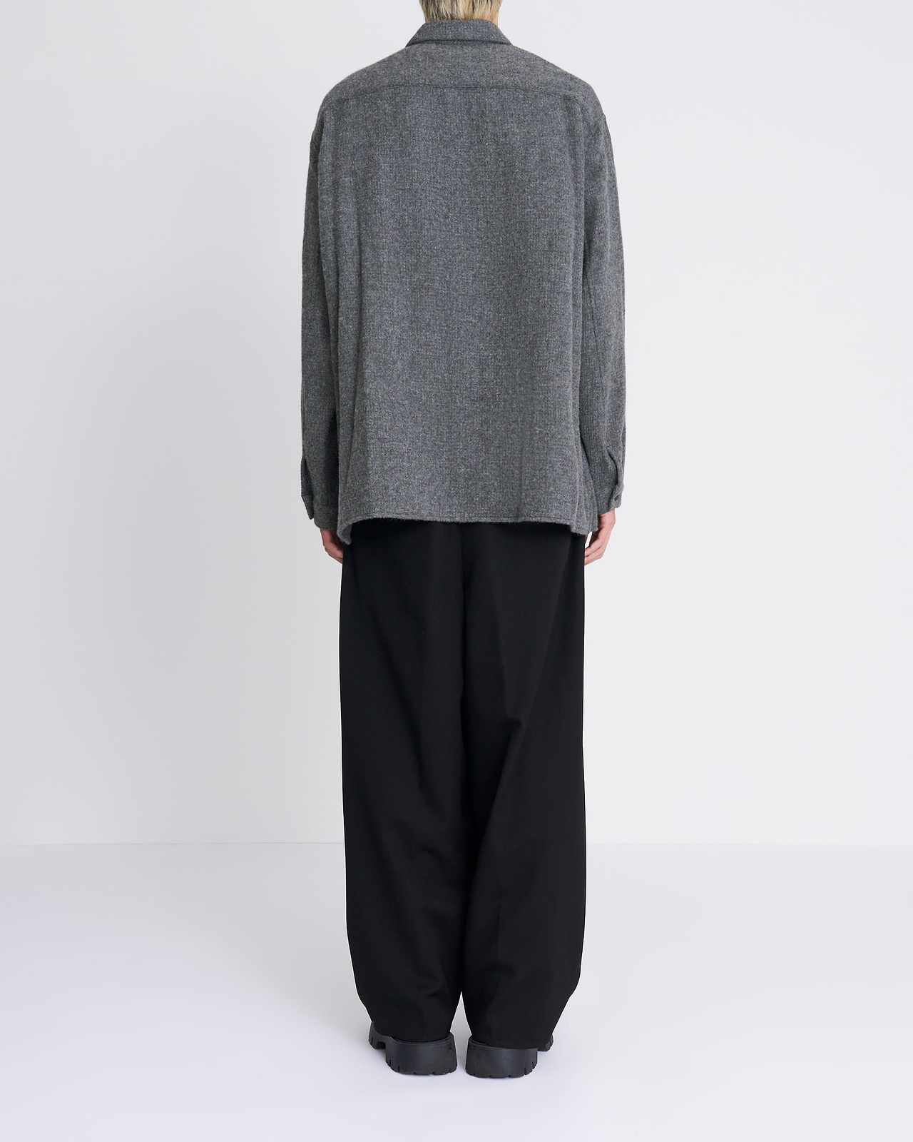 【25AW】オーバーサイズシャツラウンドカラー