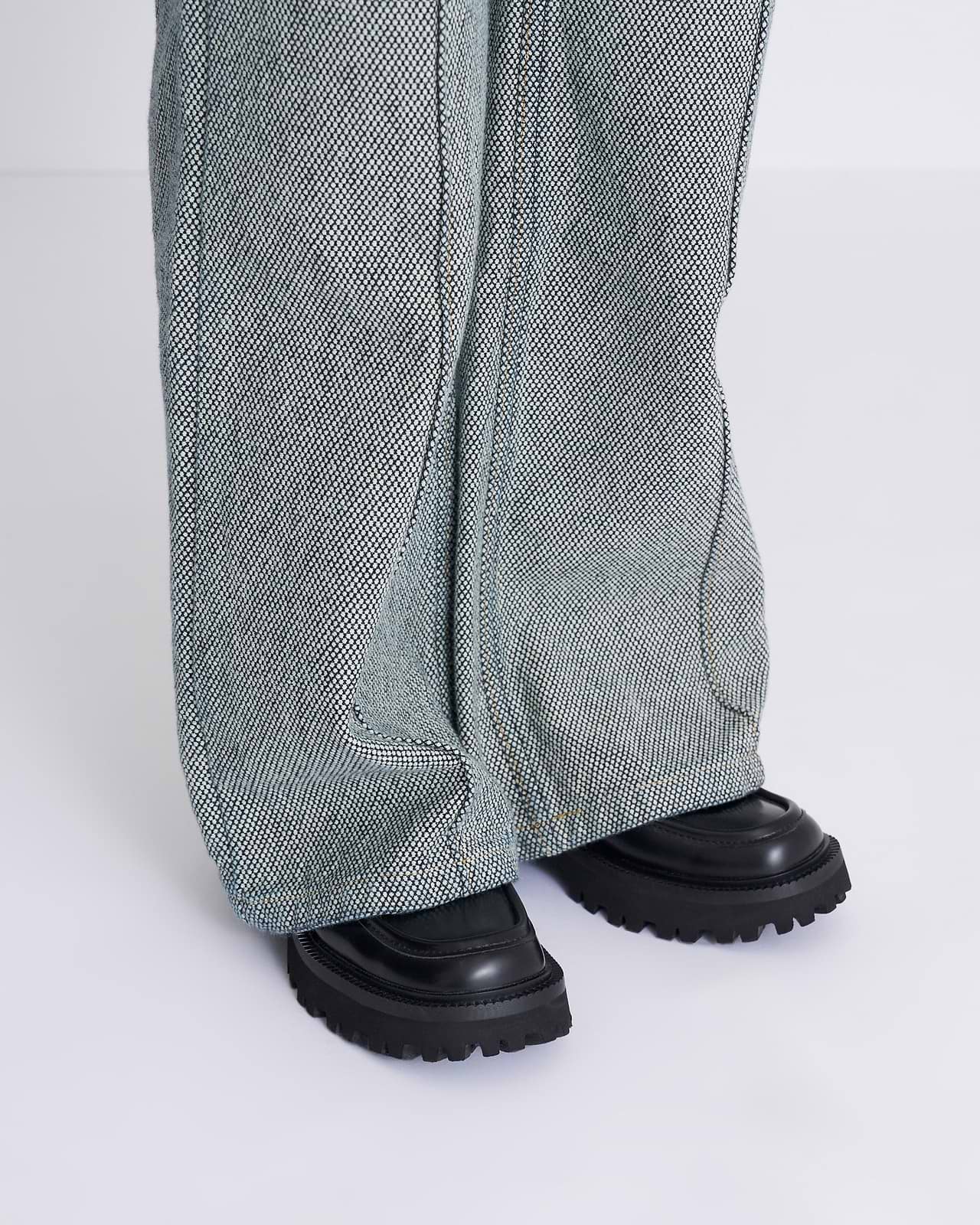 【25AW】ウェーブパネルパンツ