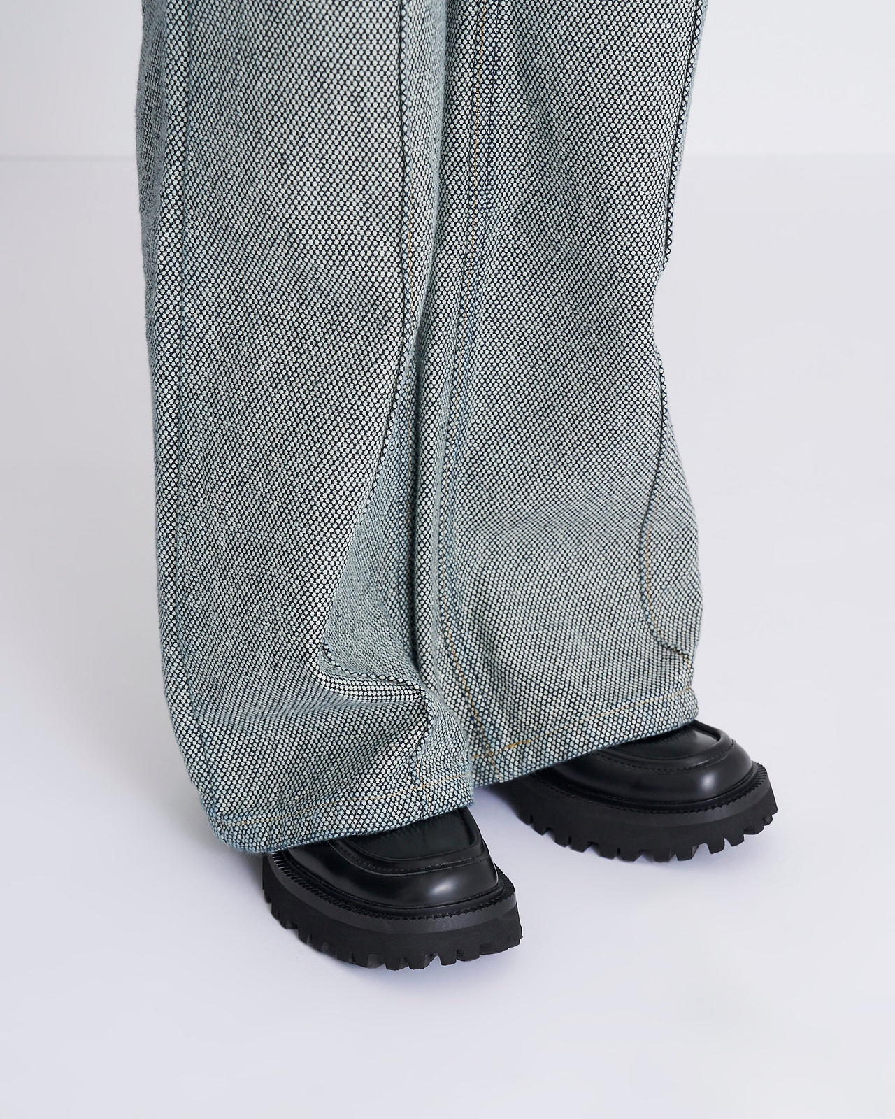 【25AW】ウェーブパネルパンツ