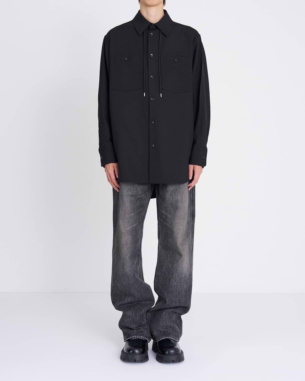 着用サイズ1/身長175cm