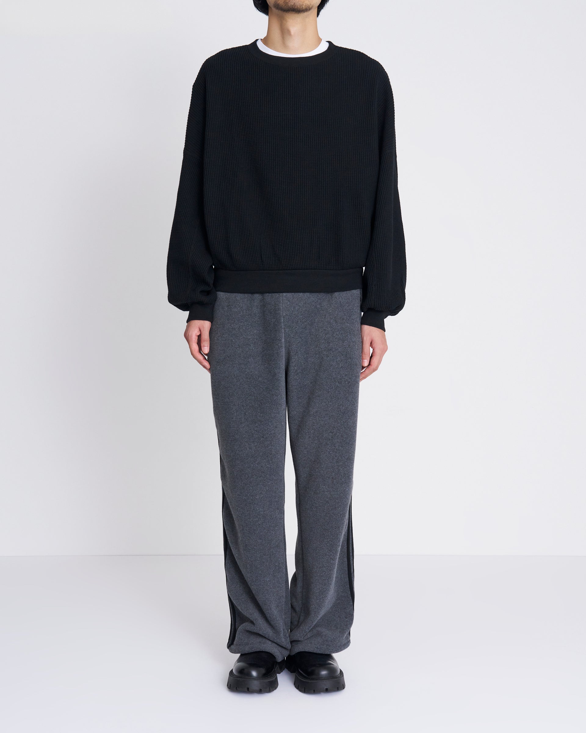 INSCRIRE】フリースルーズフィットトラックパンツ グレー | 日本製