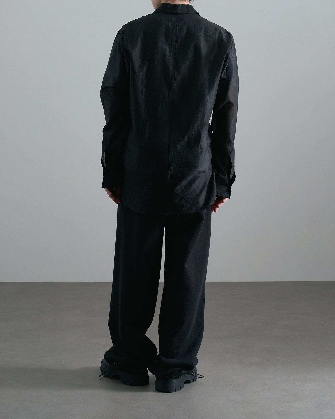 【26SS】ディープVネックコットンシルクシャツ