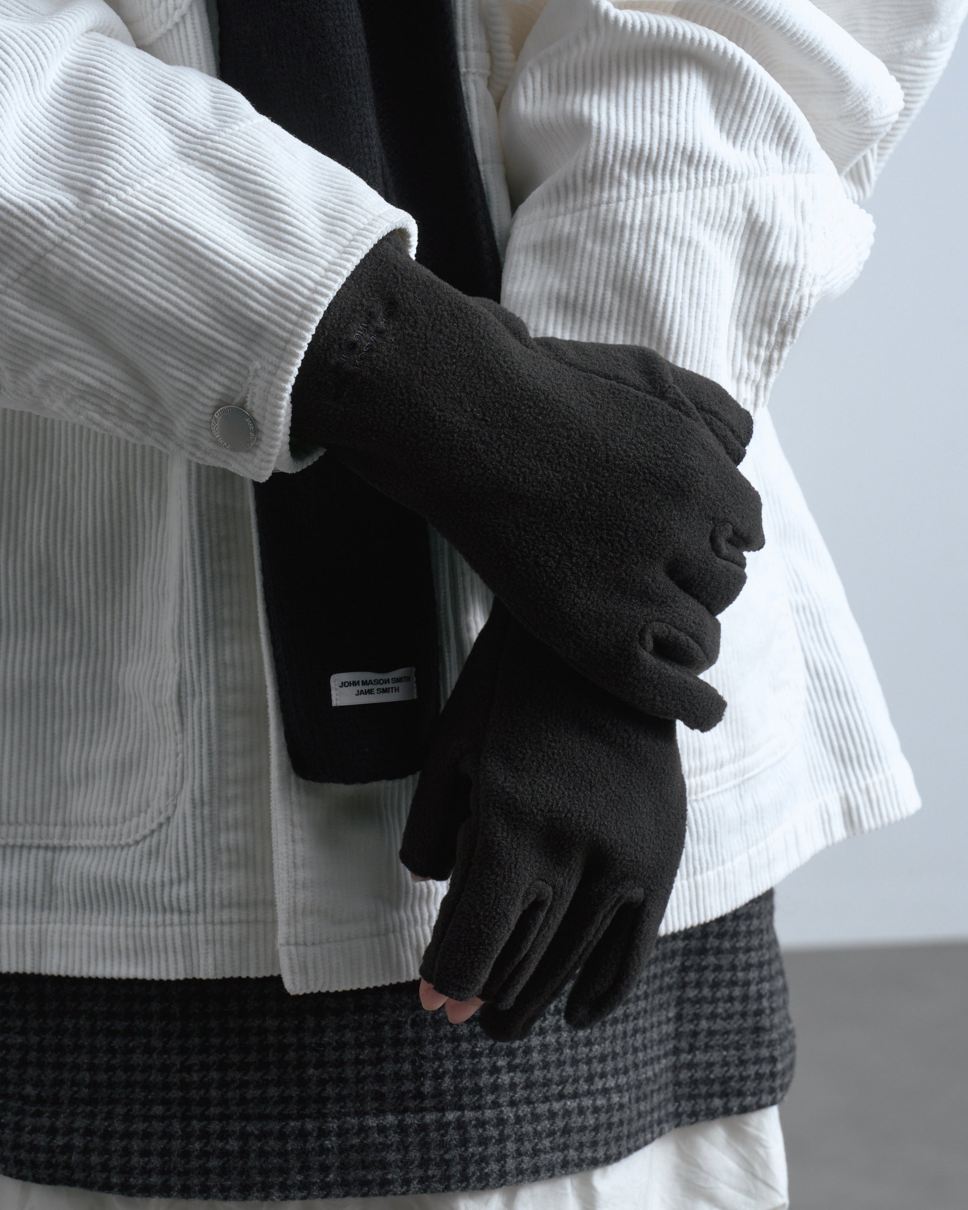 JOHN MASON SMITH / JANE SMITH】フリーススリーフィンガーレス