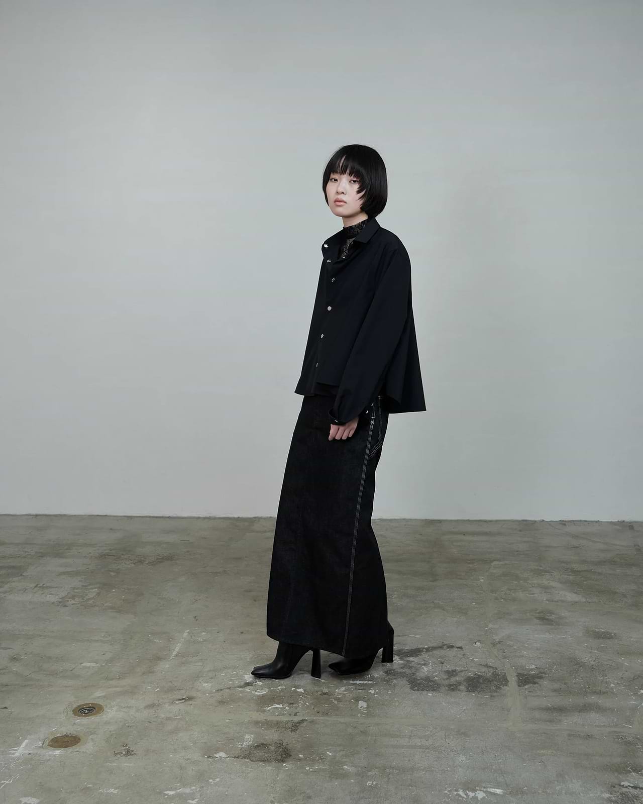 THE RERACS×1LDK×F/STORE>レギュラーカラーAラインシャツ | コラボ THE RERACS×1LDK×F/STORE>レギュラーカラーAラインシャツ | コラボ