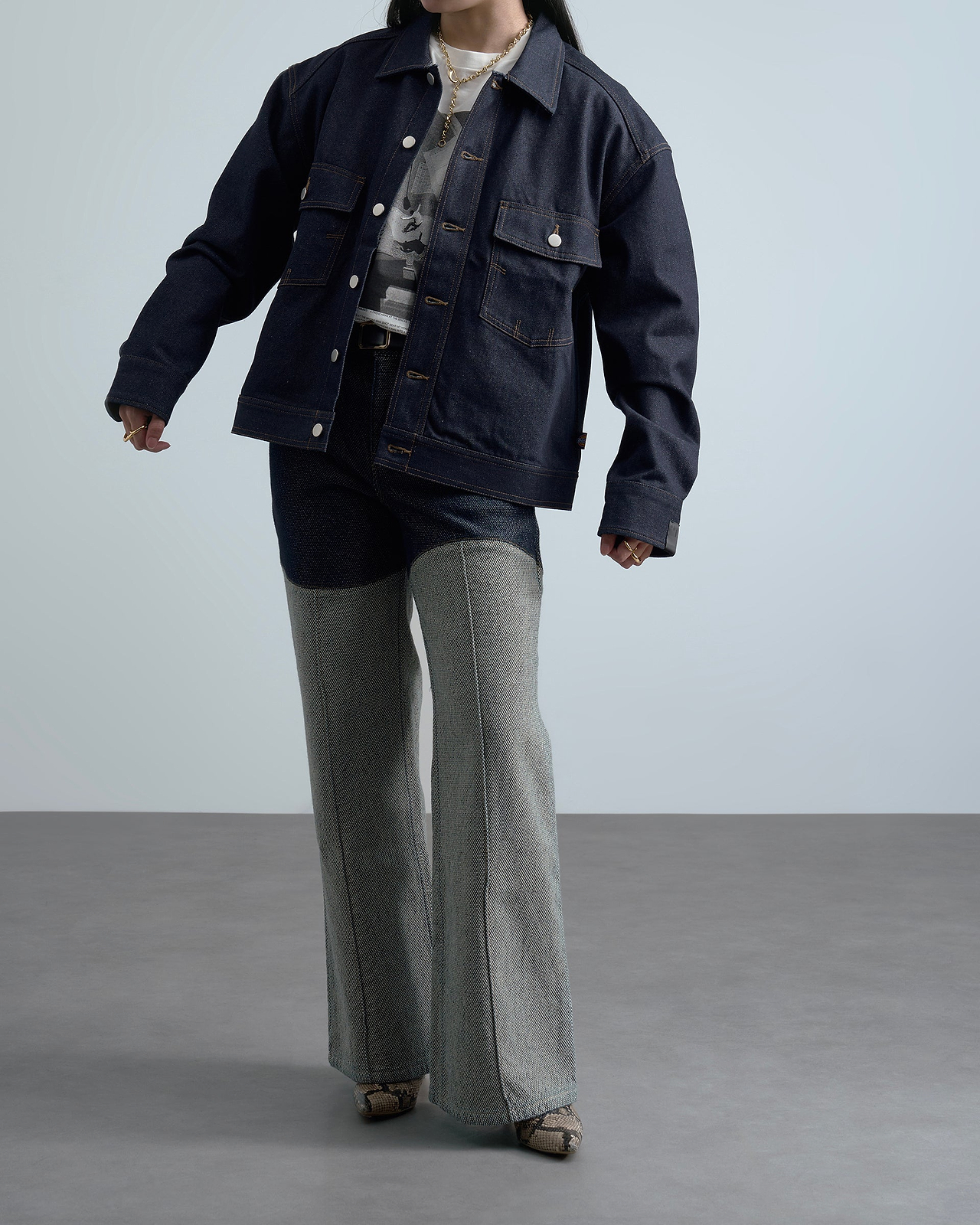 着用サイズM／身長165cm（スタッフスナップ）