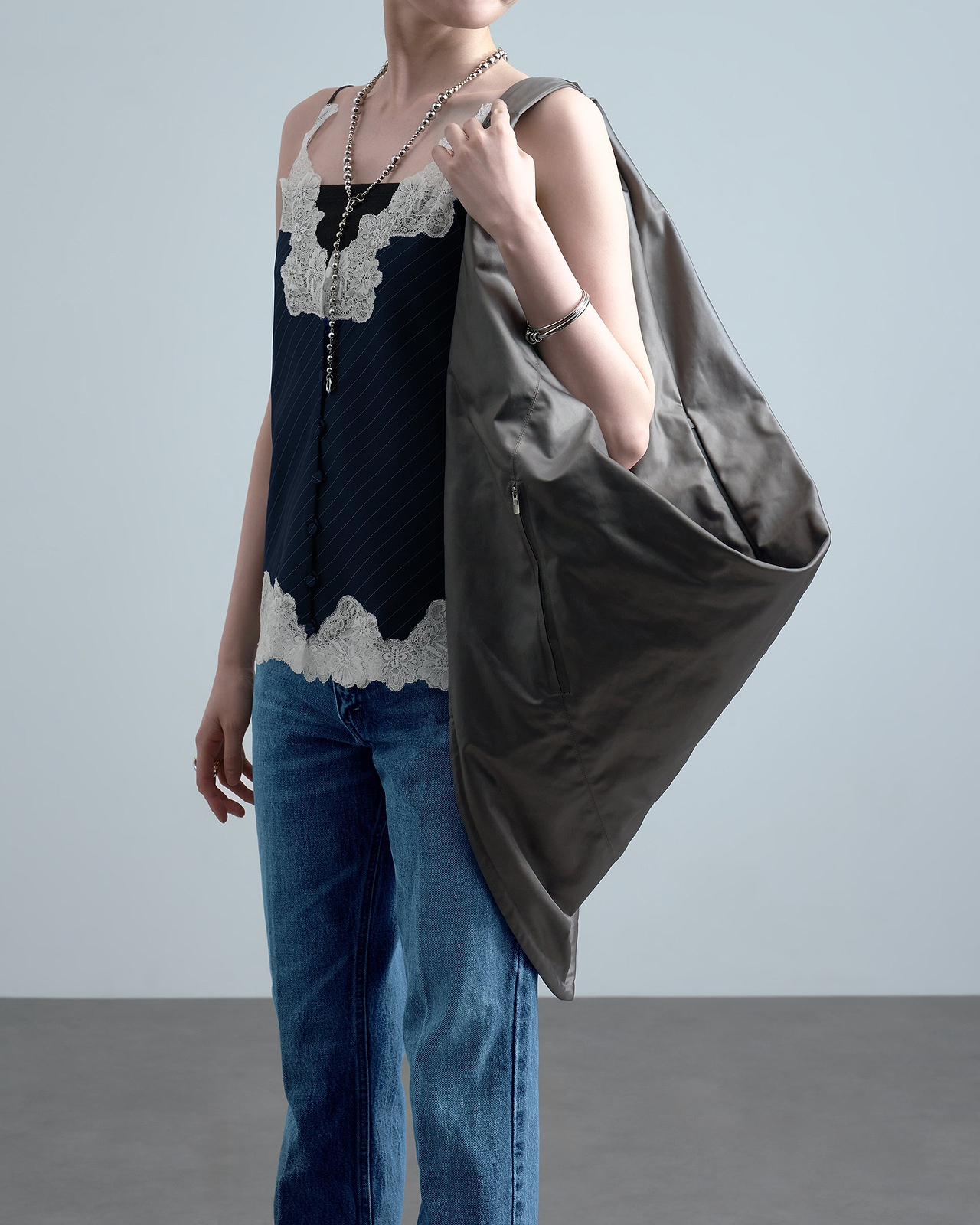 着用サイズFREE／身長169cm（スタッフスナップ）