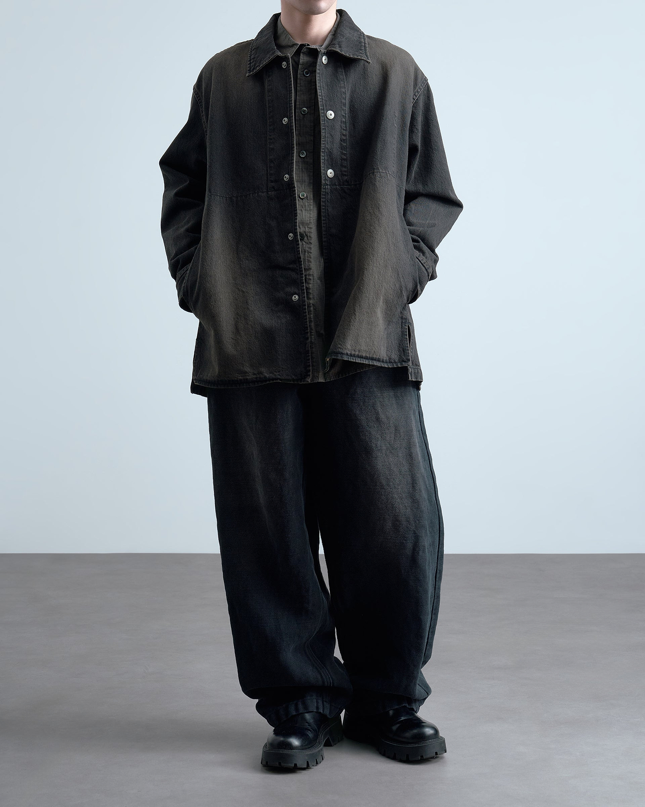 着用サイズ2／身長177cm（スタッフスナップ）