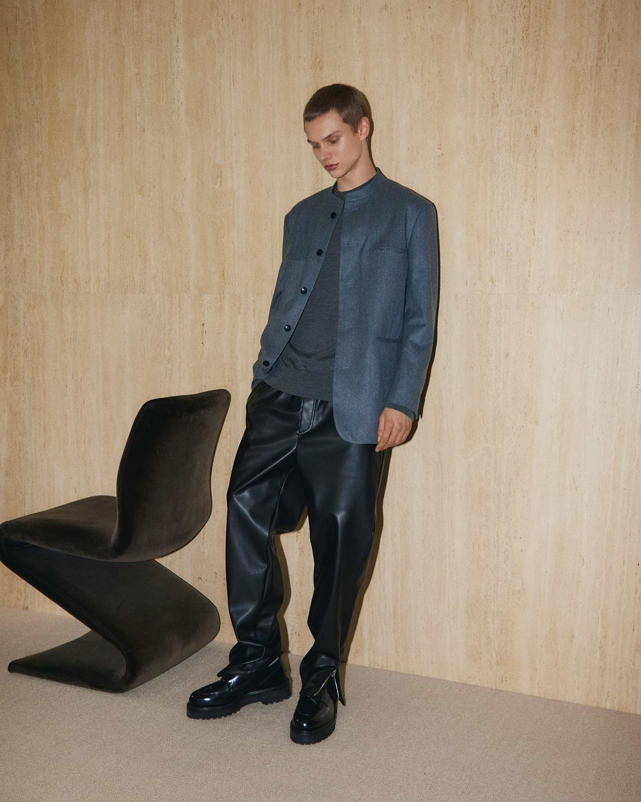 【25AW】シンセティックレザーリラックスパンツ
