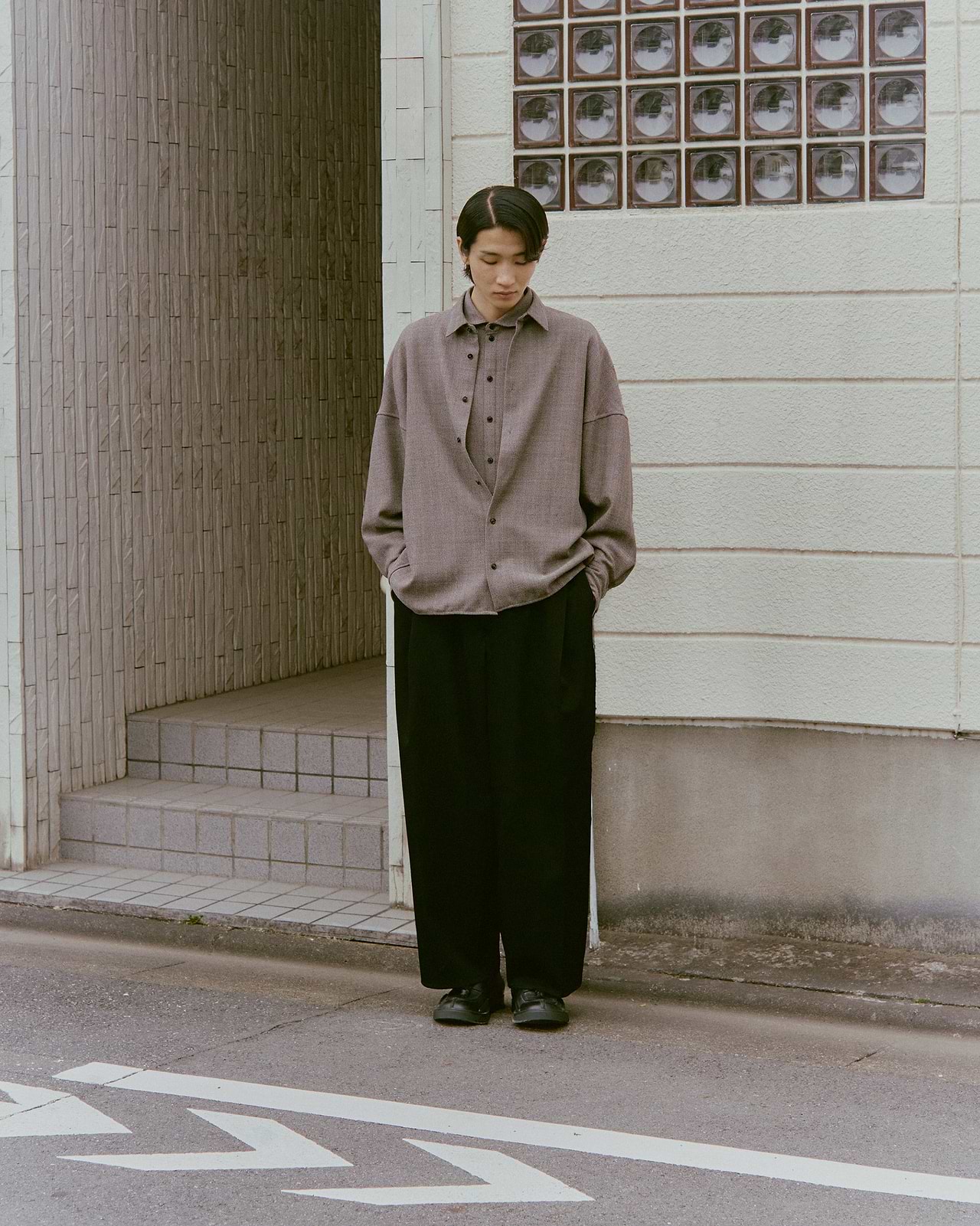 【25AW】ドレーピングクロッチボックスプリーツトラウザーズ