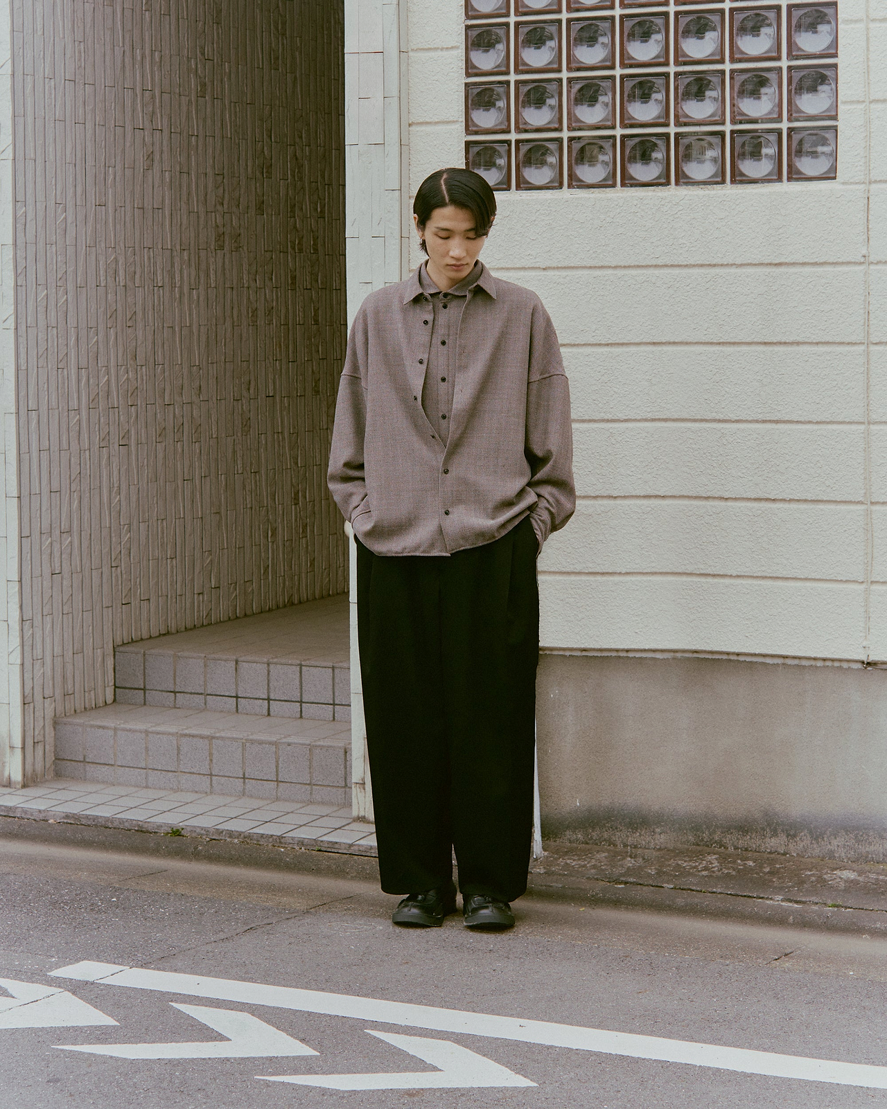 【25AW】ドレーピングクロッチボックスプリーツトラウザーズ