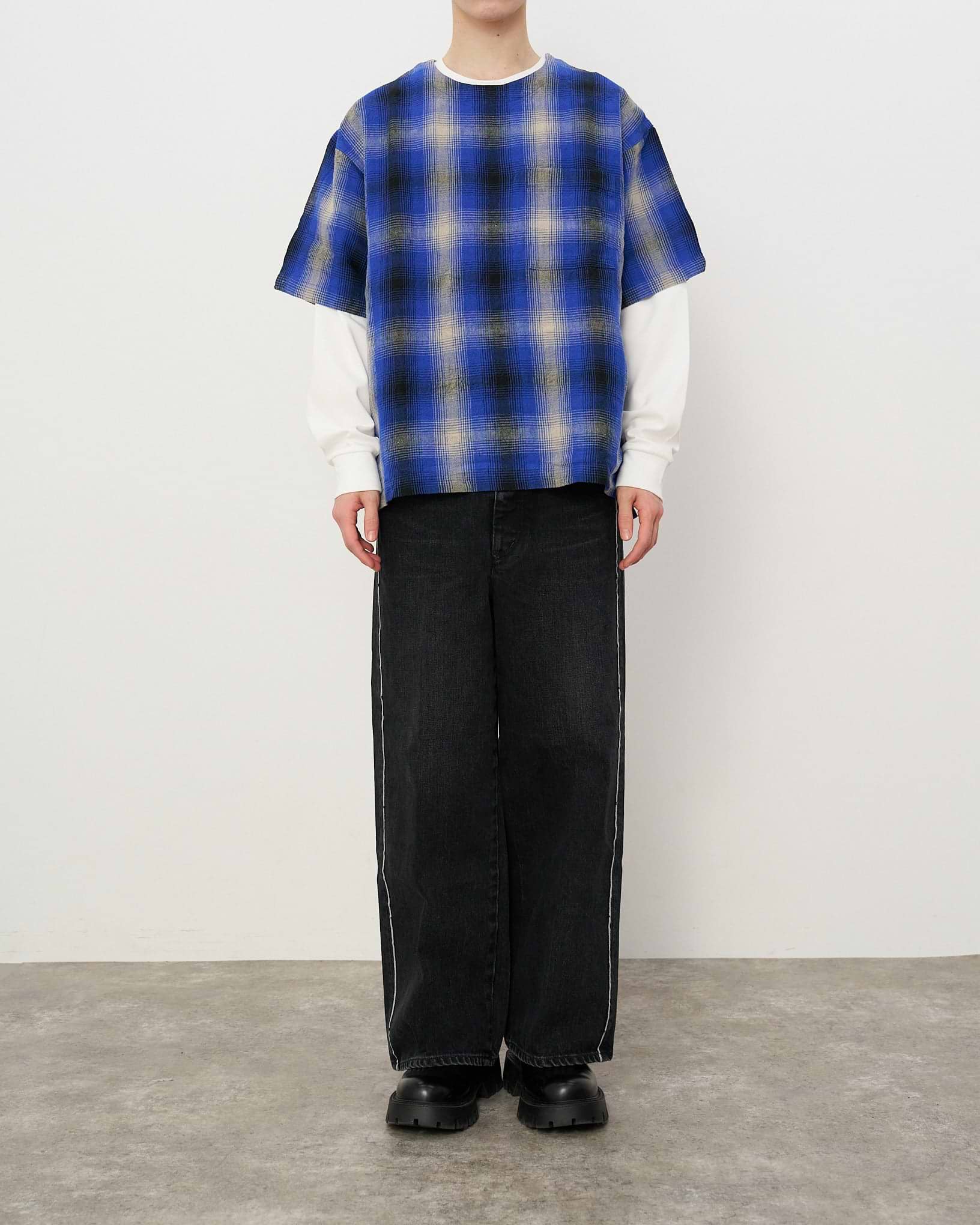 着用サイズ:2(身長176cm)
