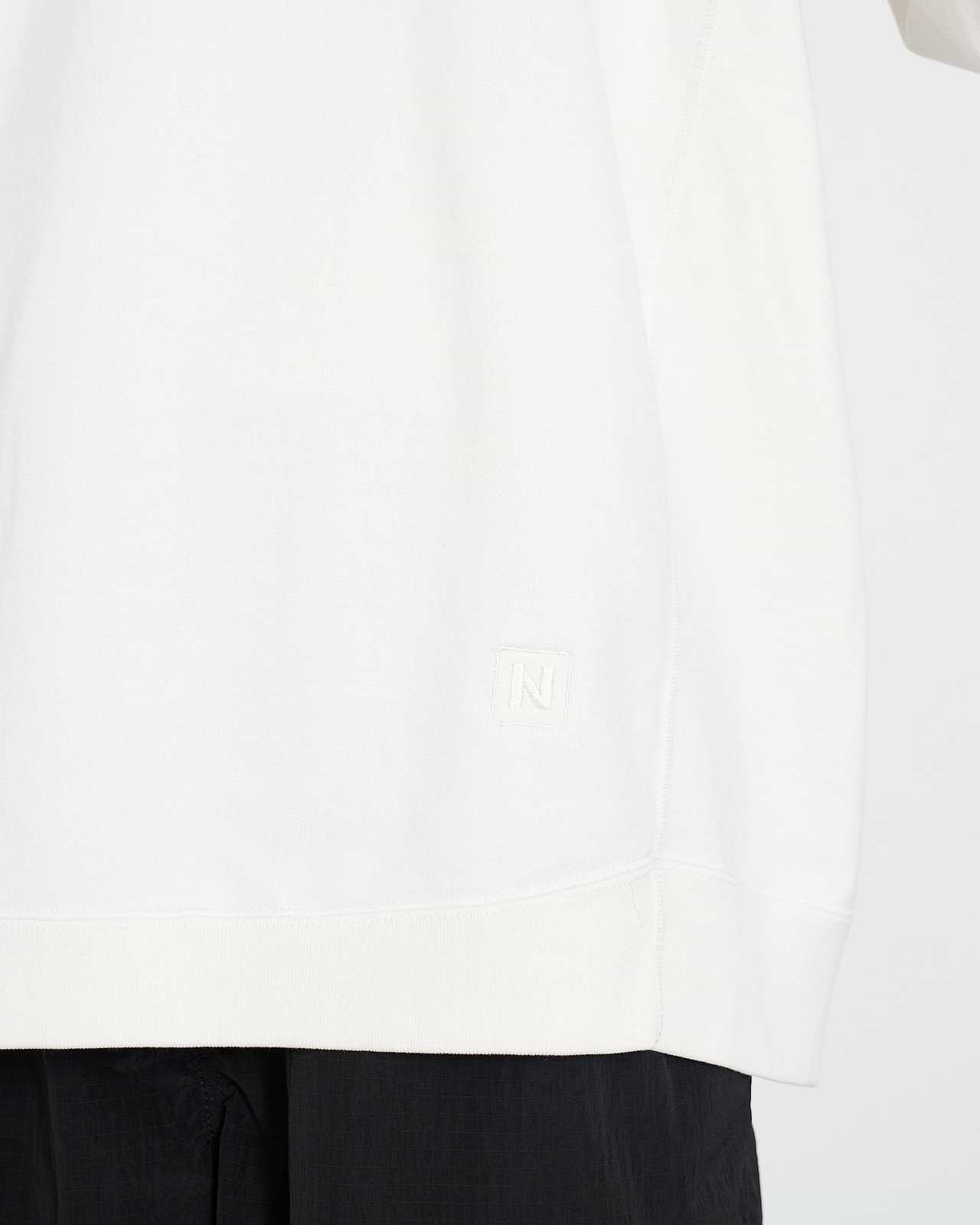 N1ロングスリーブプルオーバー