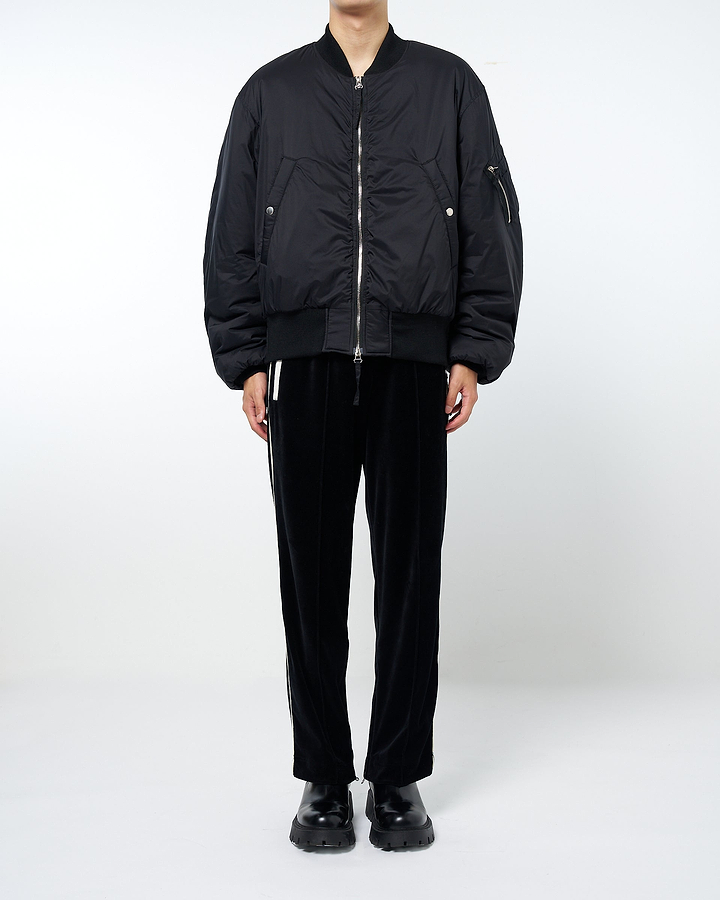 着用サイズM／身長180cm