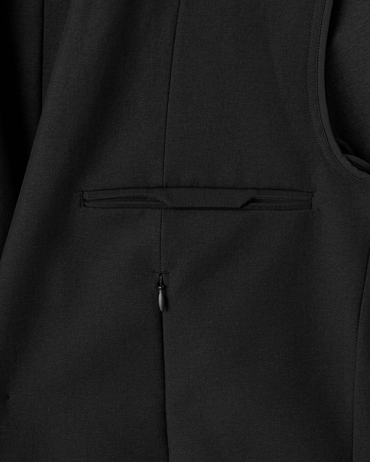 【期間限定】デバイスジャケット（GHOST CODE）