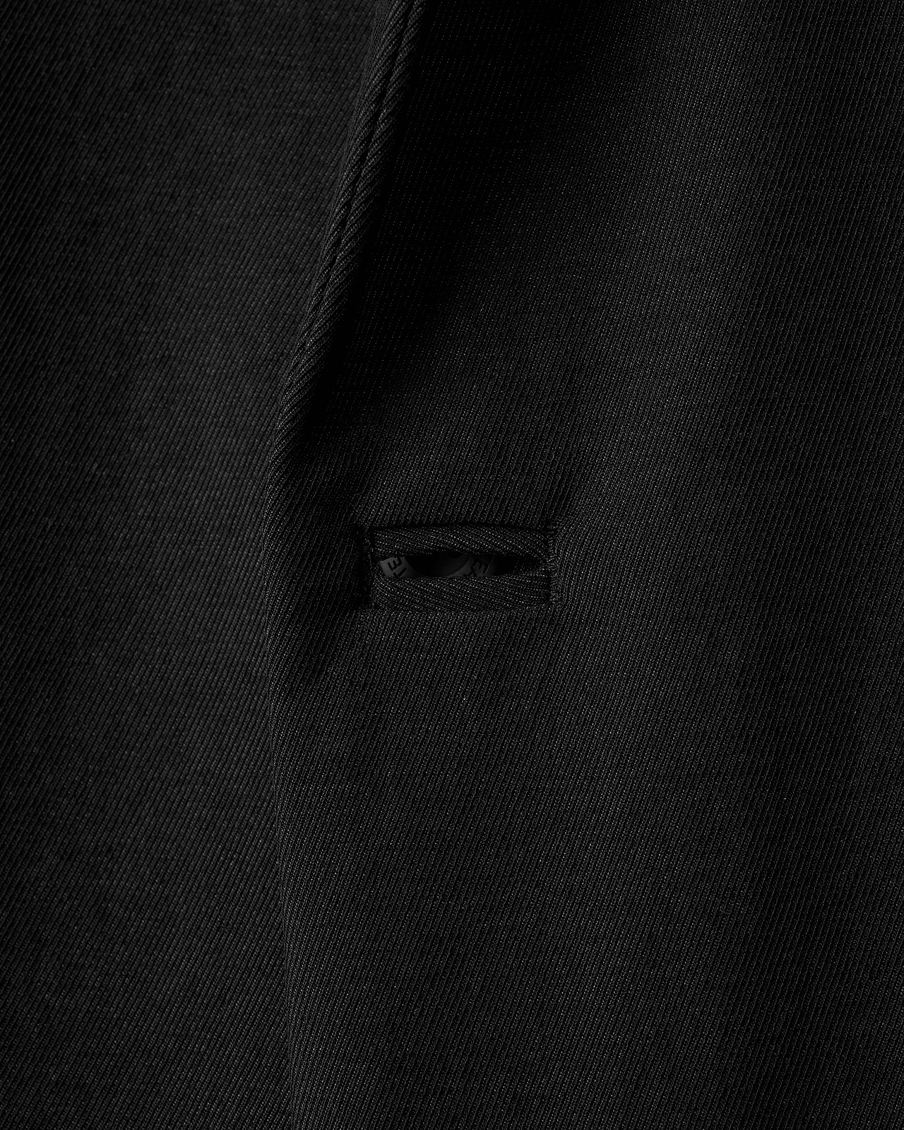 【期間限定】デバイスジャケット（GHOST CODE）