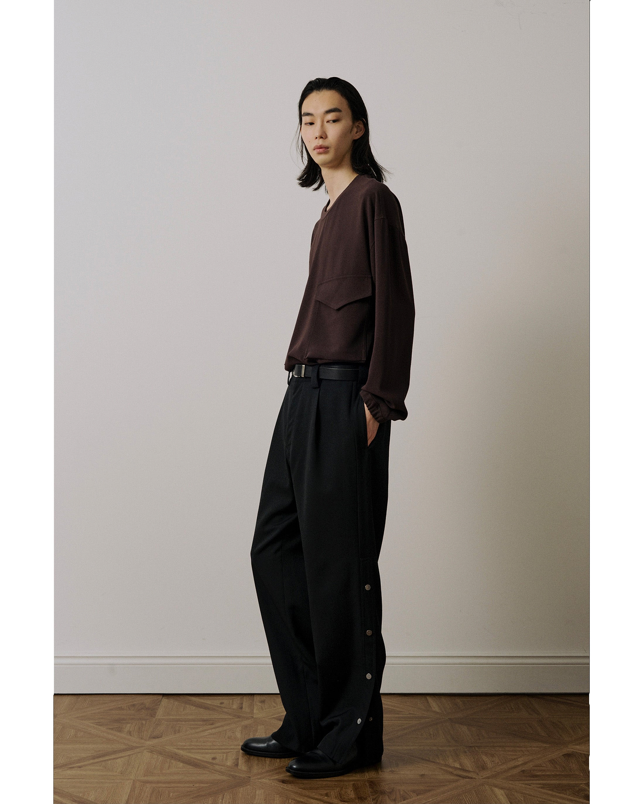 【25AW】ボタンスリットPNT