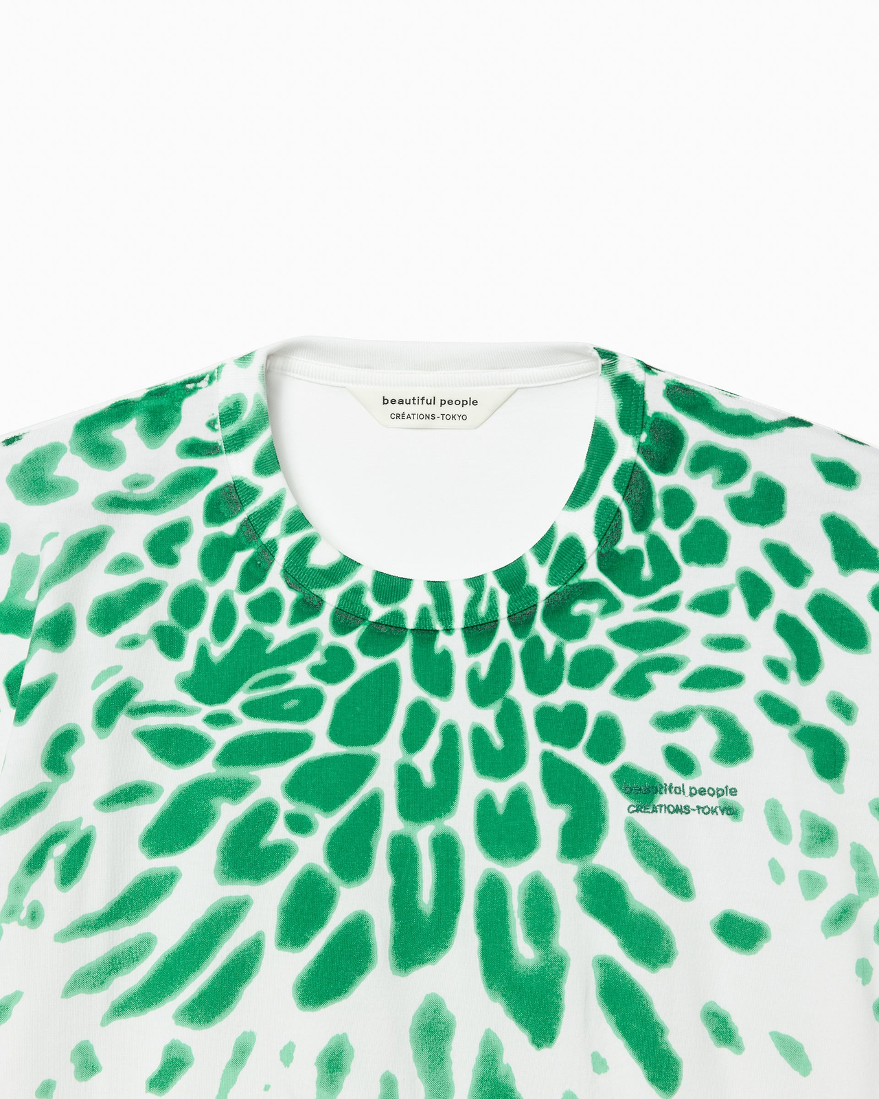 ビオギザコットンフラワープリントTシャツ