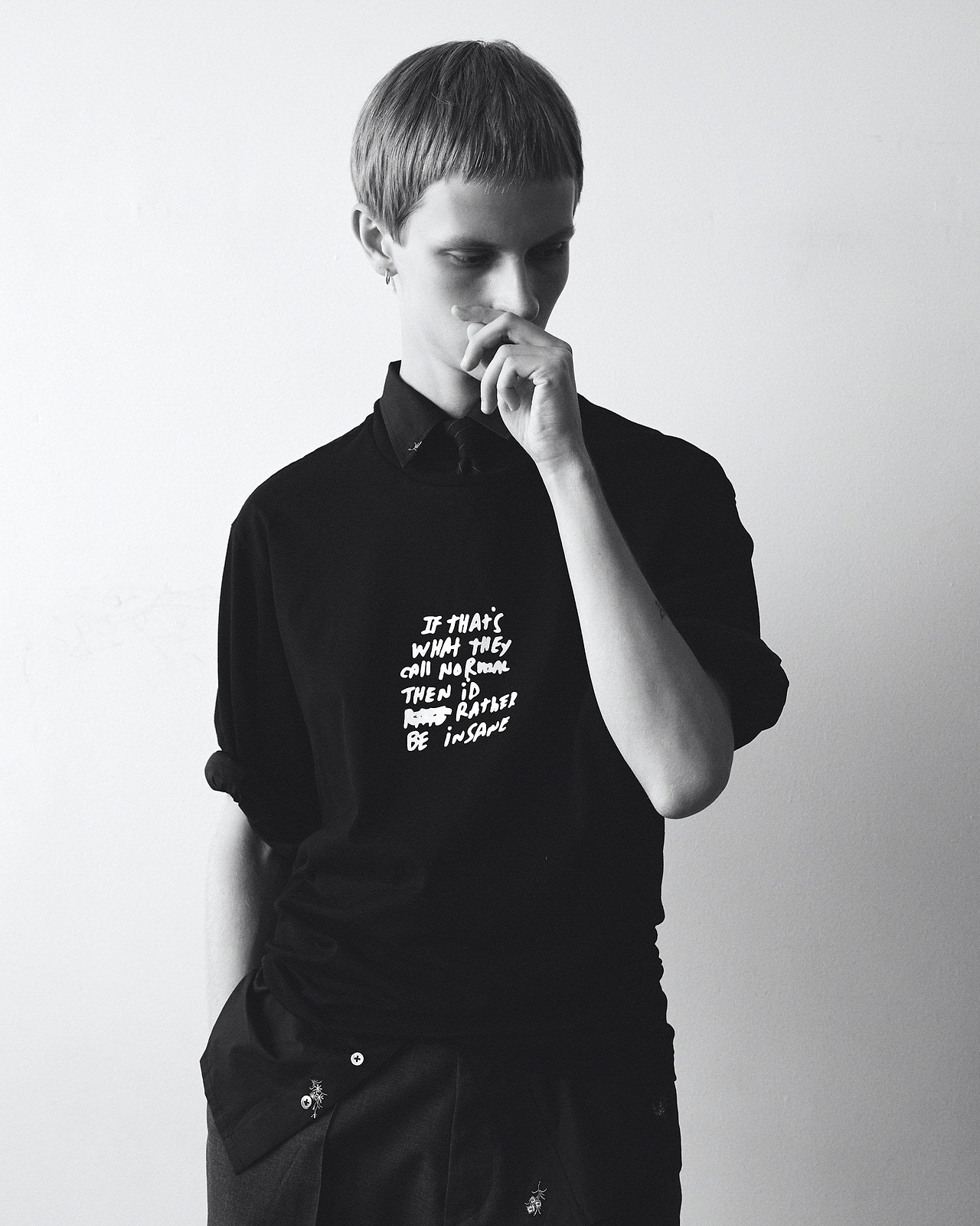 【26SS】ジャイ・タンジュ "BE INSANE" S/S Tシャツ