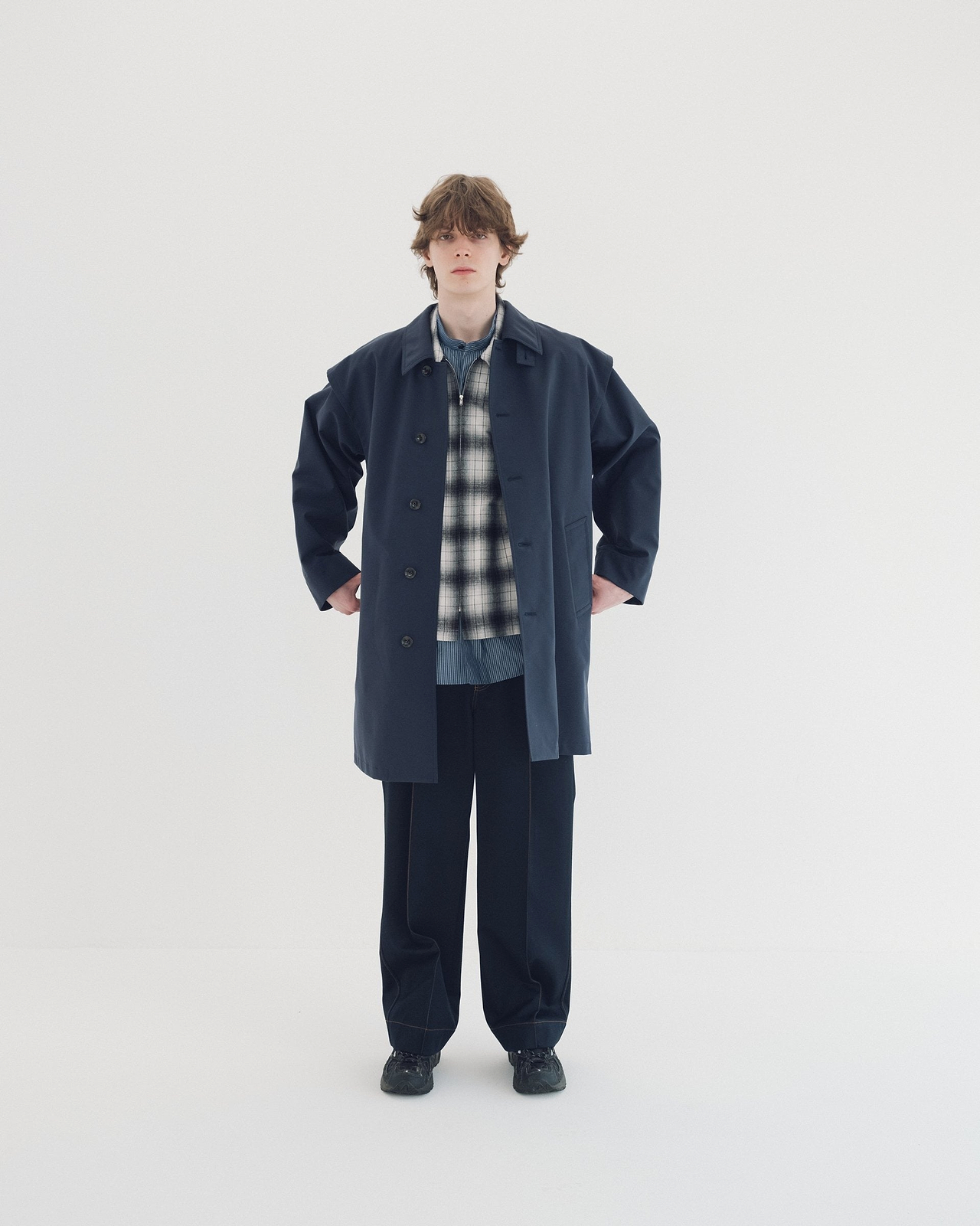 【25AW】カラーステッチトラウザーズ