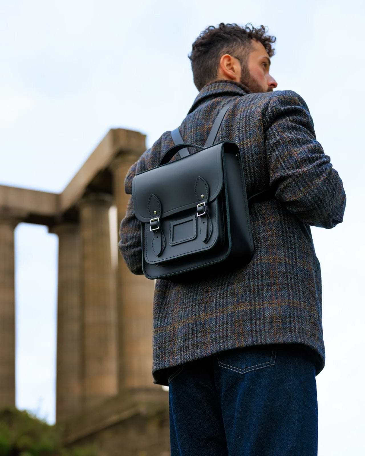 THE CAMBRIDGE SATCHEL】S.ポートレートバックパック – ファッション  