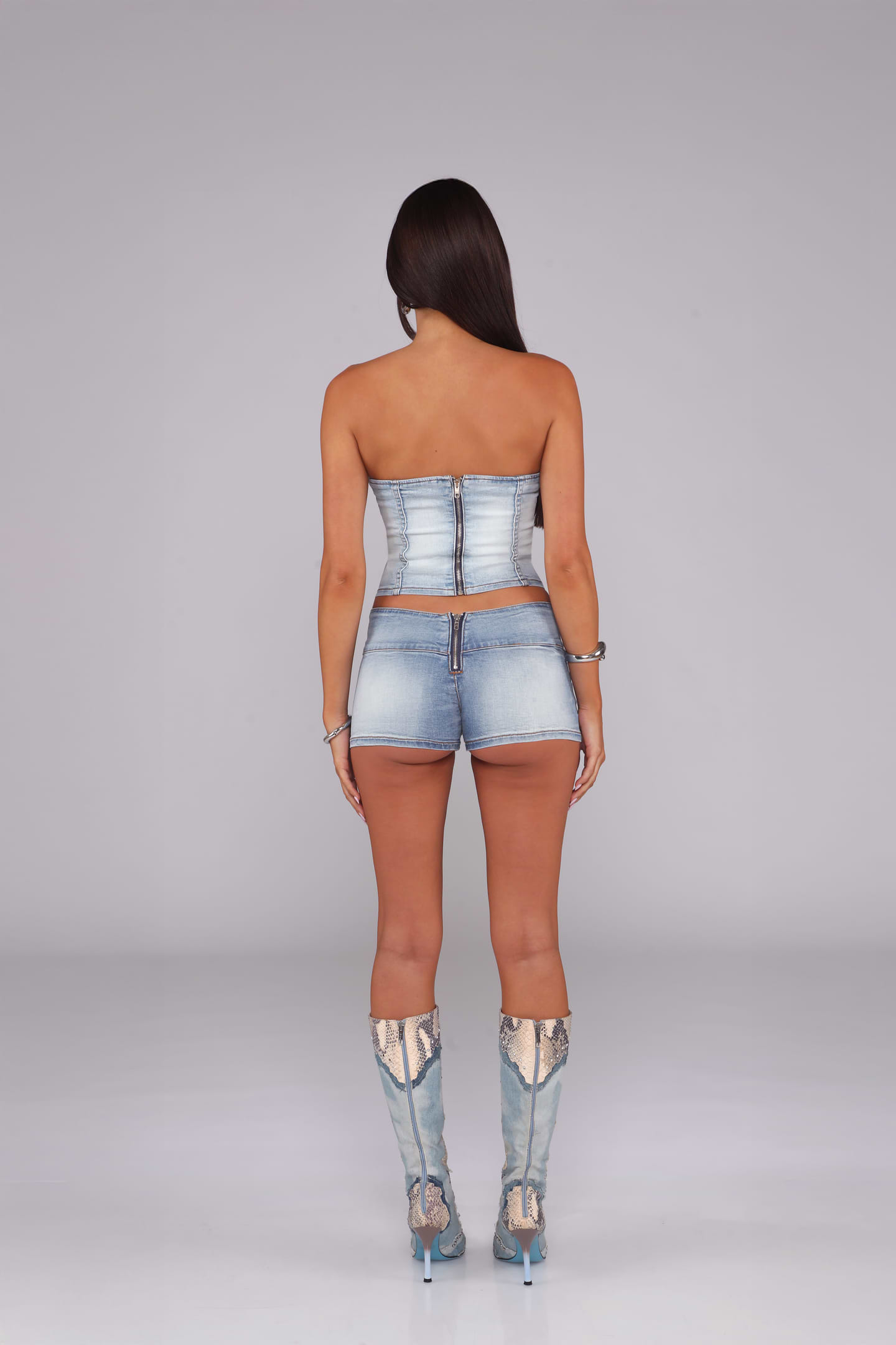 SIENA SHORT / CLOUD 9