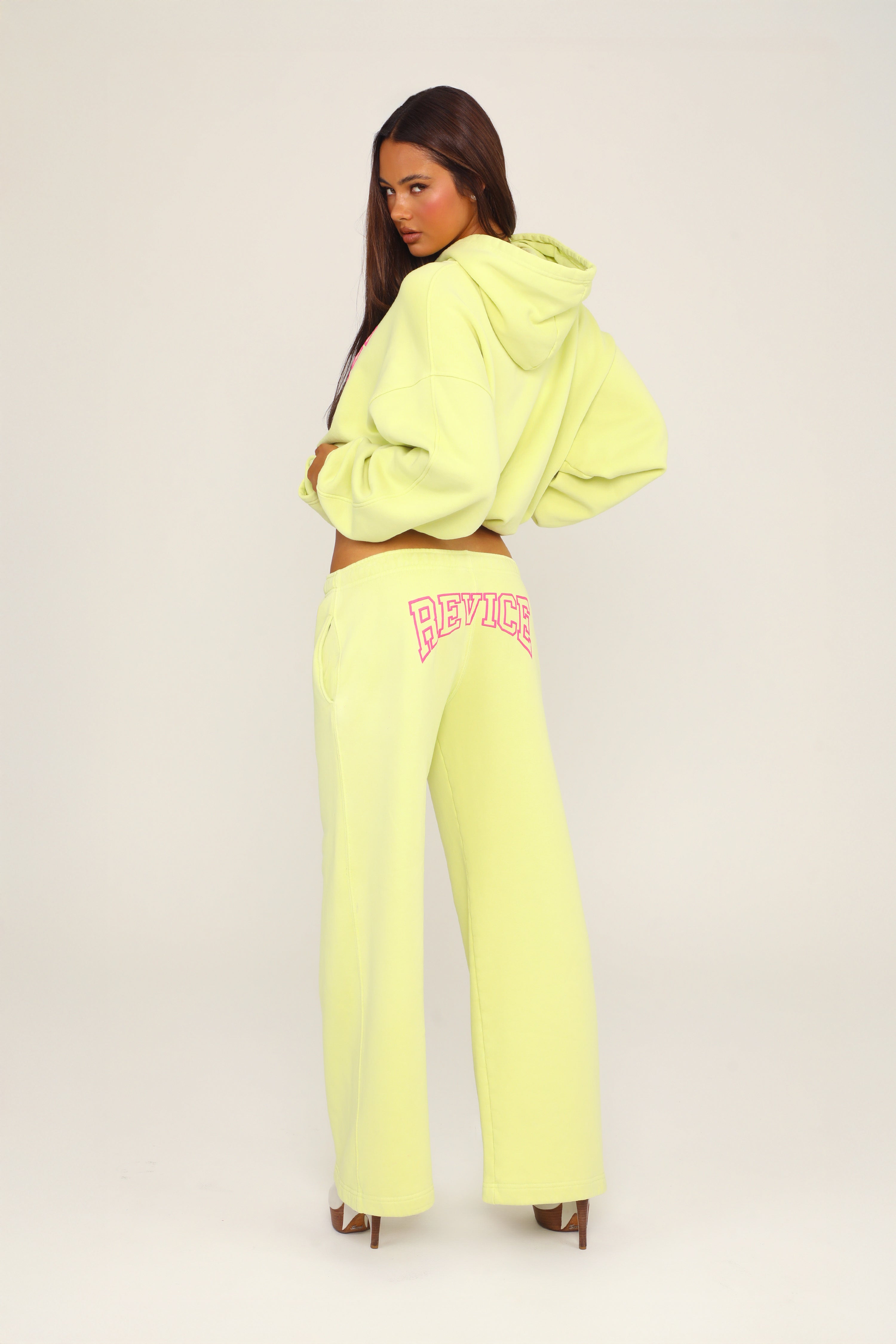 LAX SWEAT PANT / STARDOM LIME