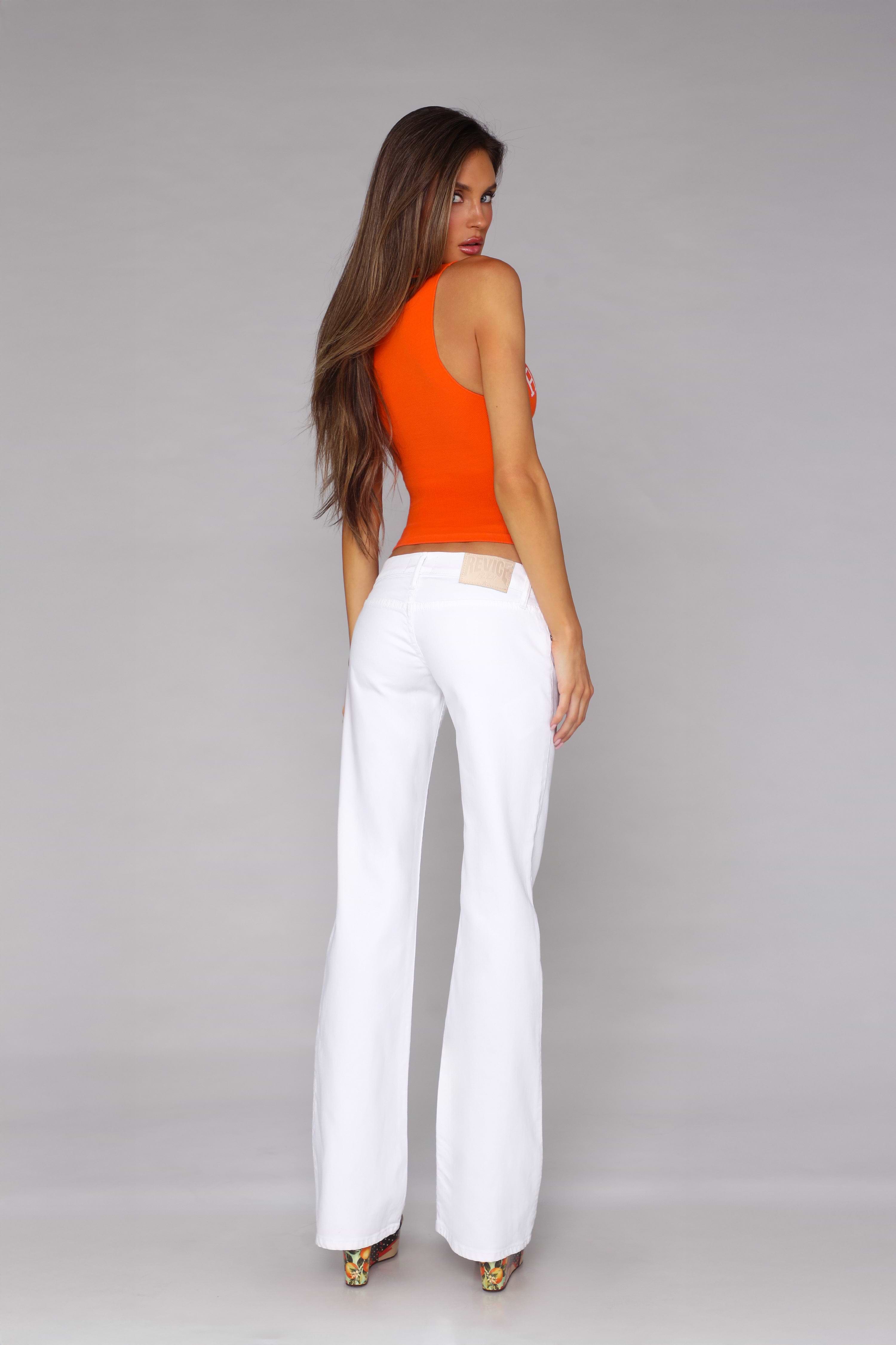 818 / OPTICAL WHITE