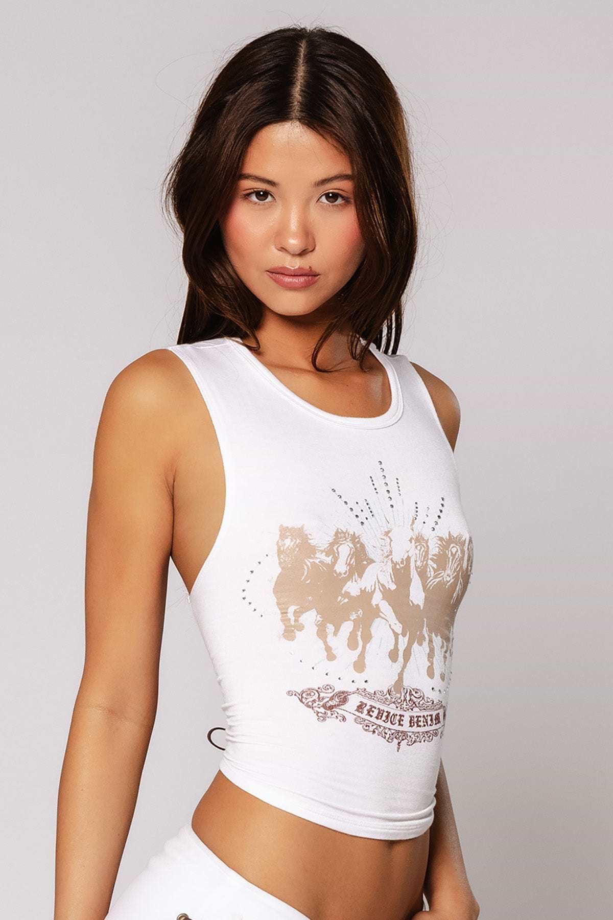 BELLA / STALLION